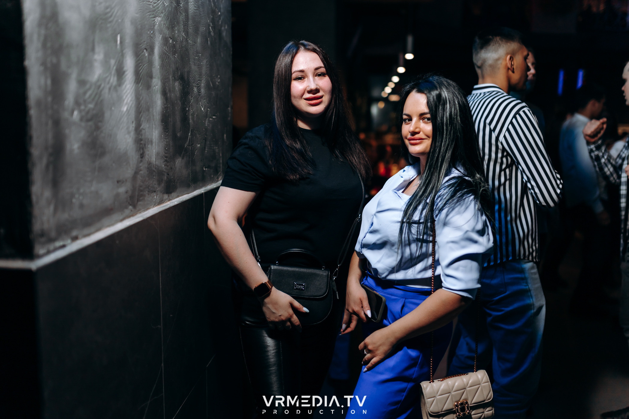 Выходные в баре «DOSKI»