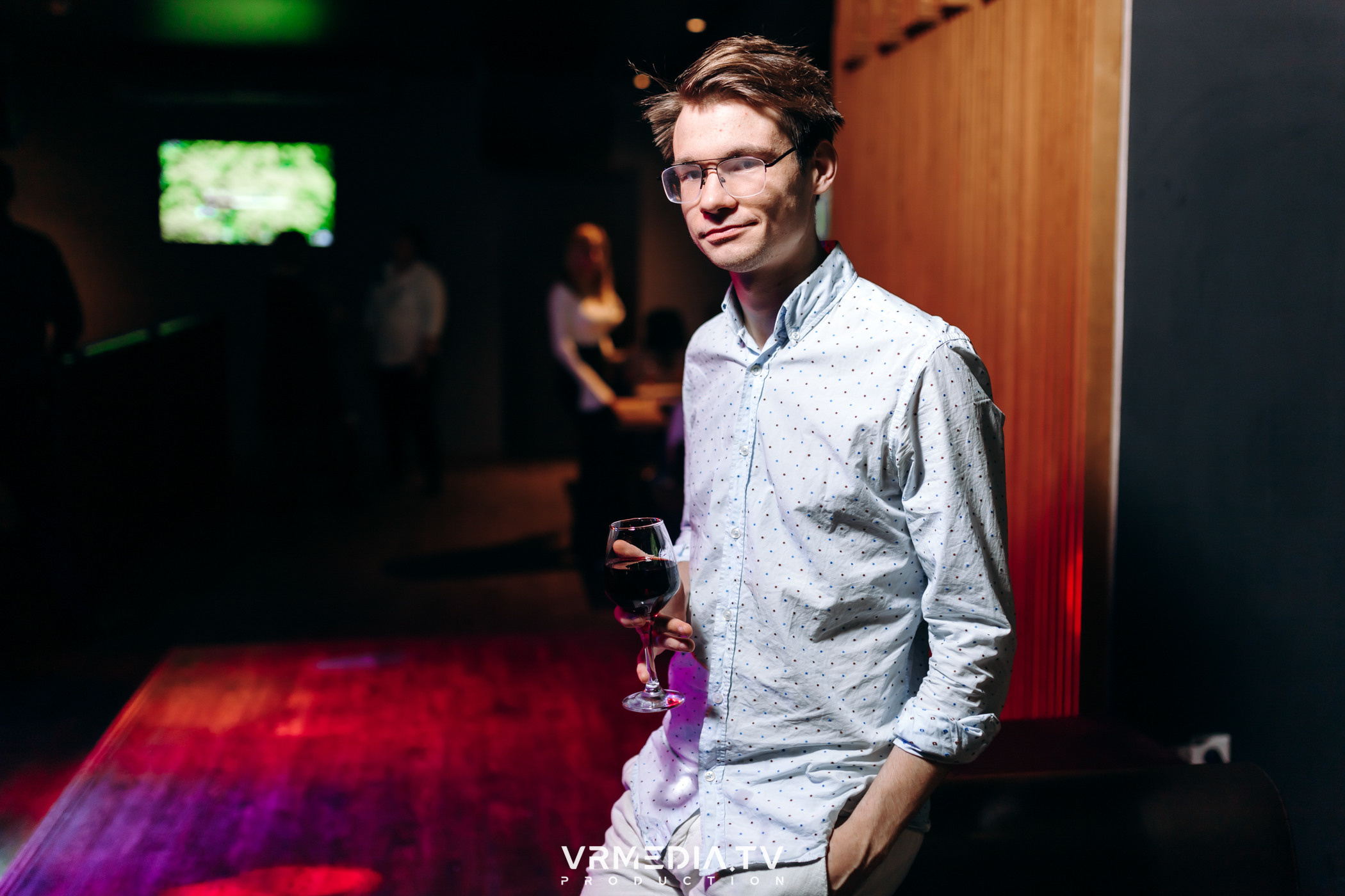 Выходные в баре «DOSKI»