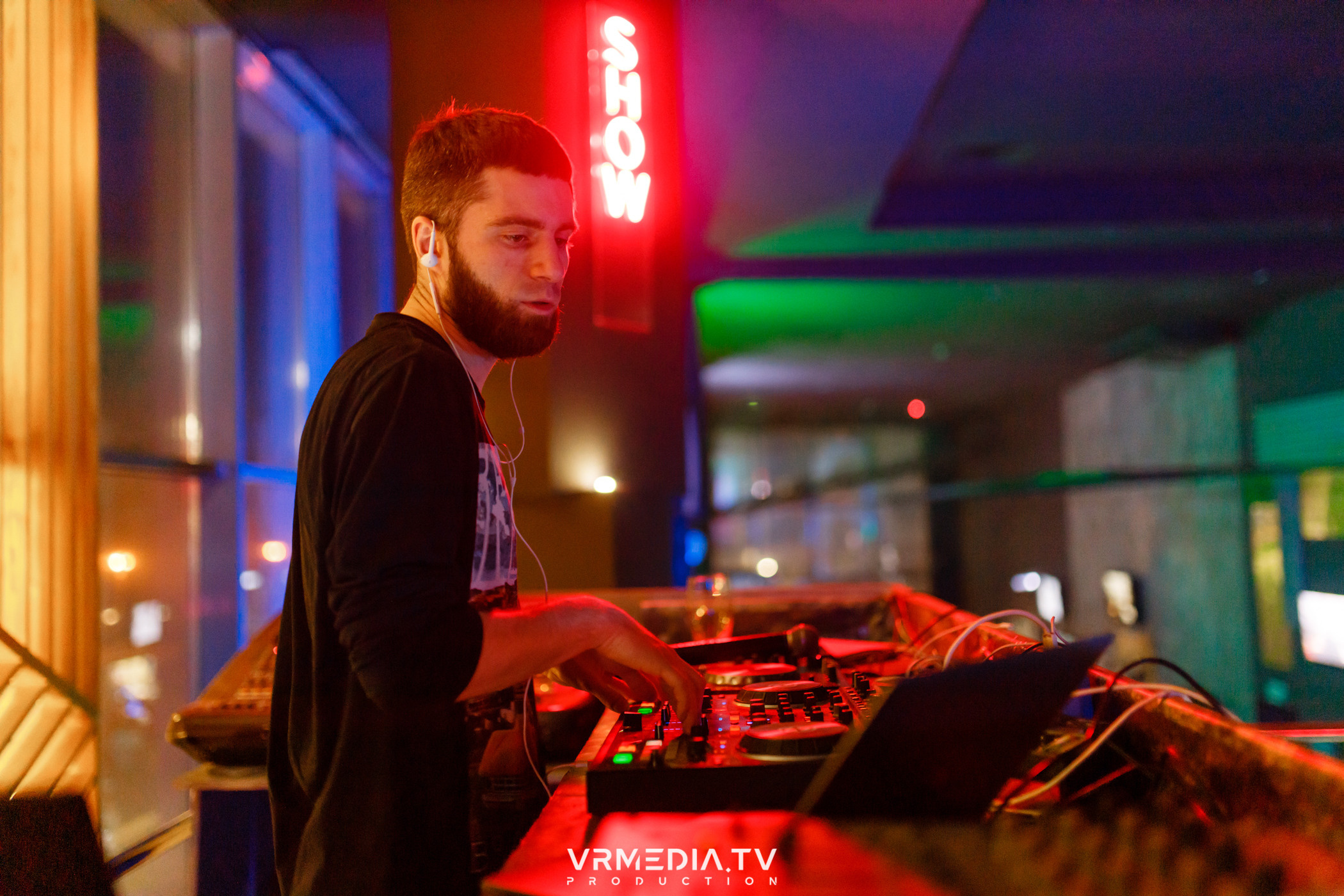 Выходные в баре «DOSKI»