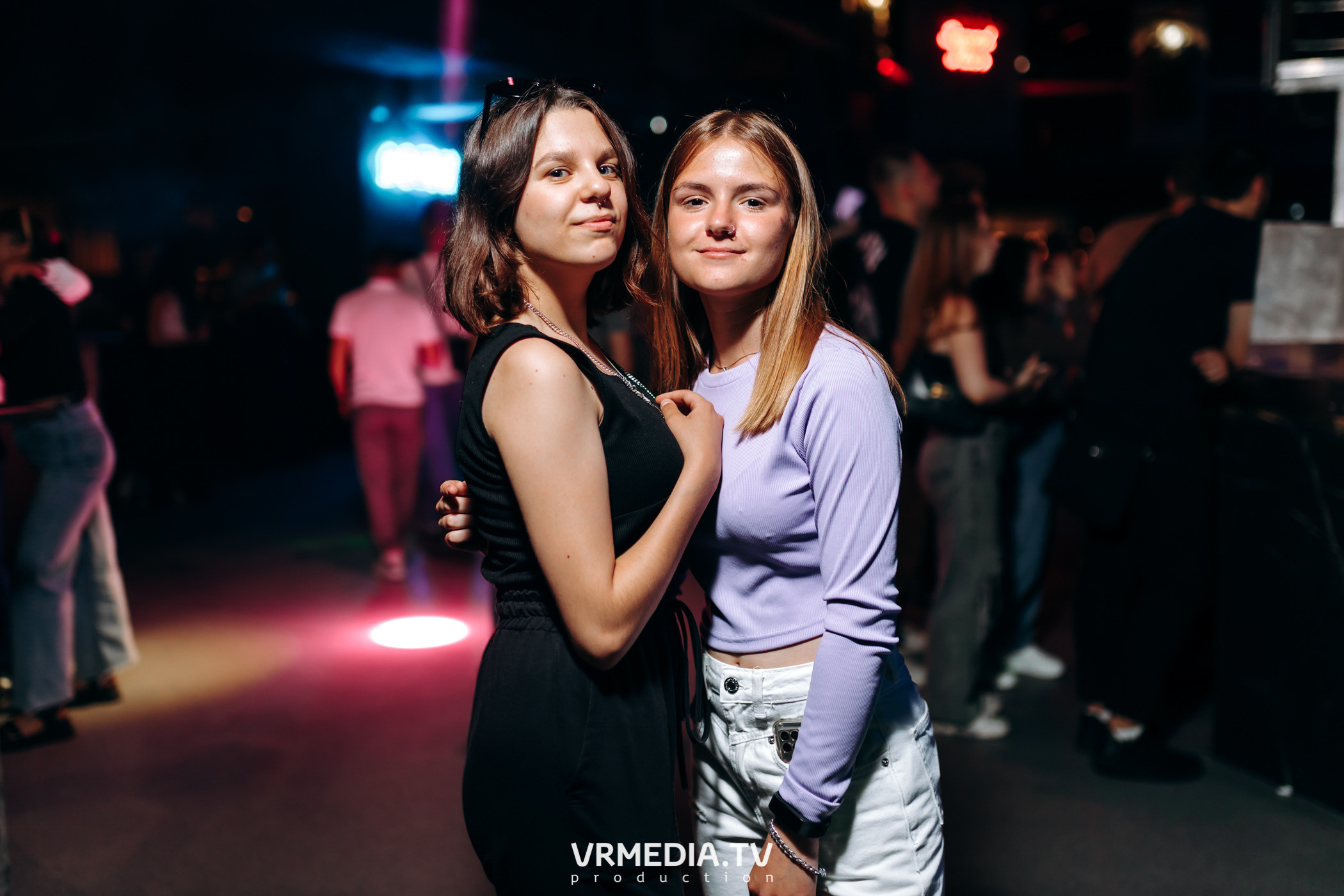 Выходные в баре «DOSKI»