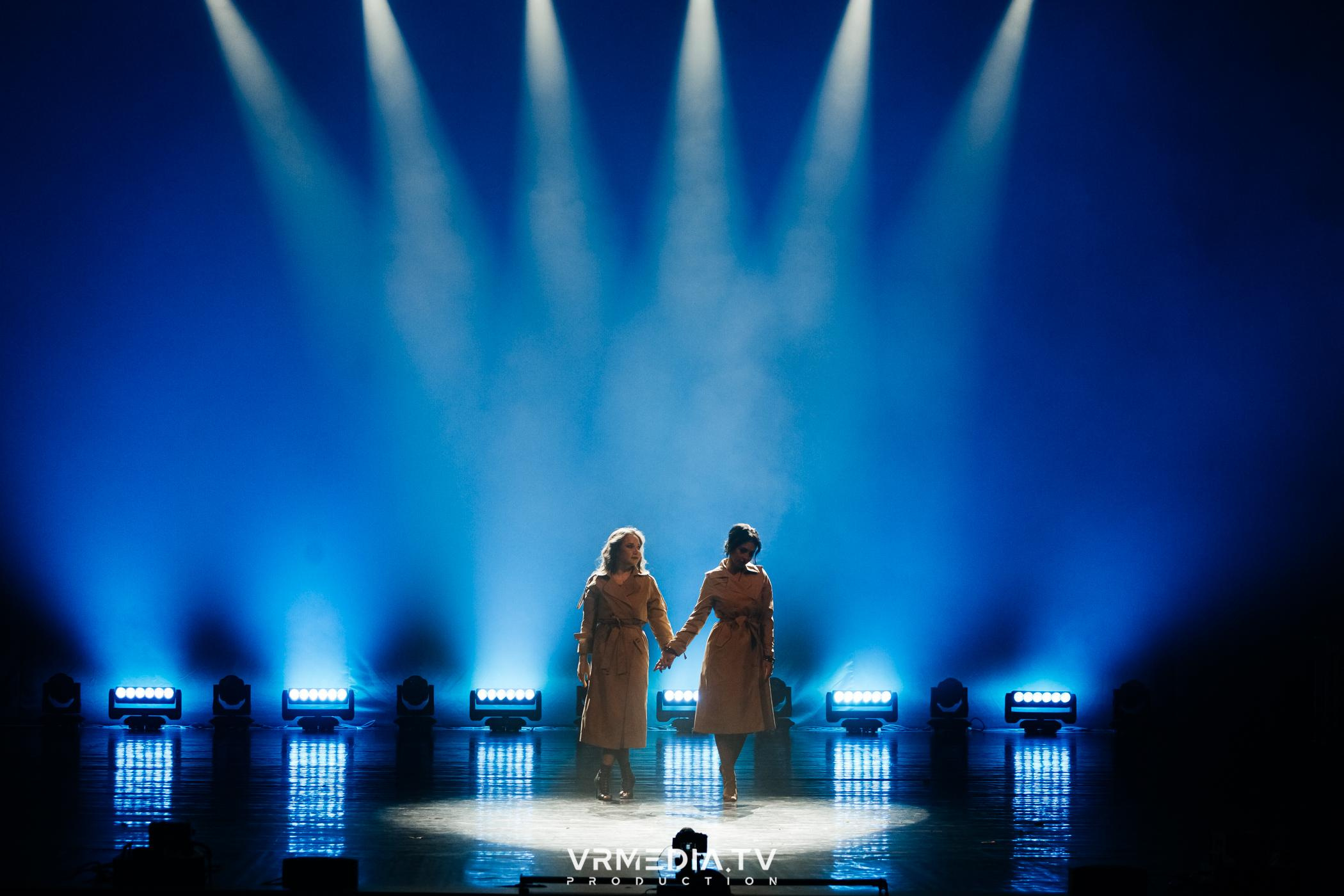 Пока все в доме