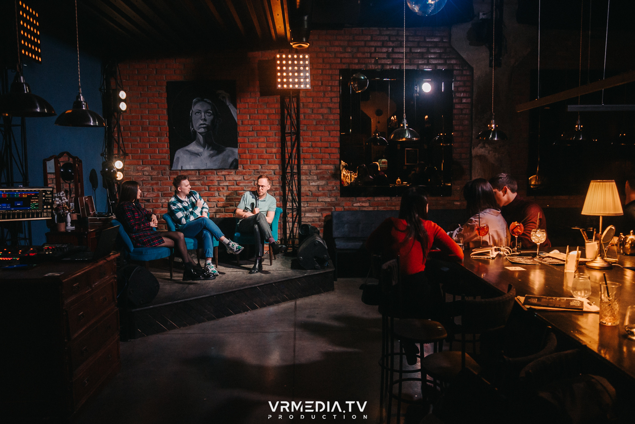 «ДАВАЙ ЧЕСТНО?» в баре-рюмочной «ТОЛК»