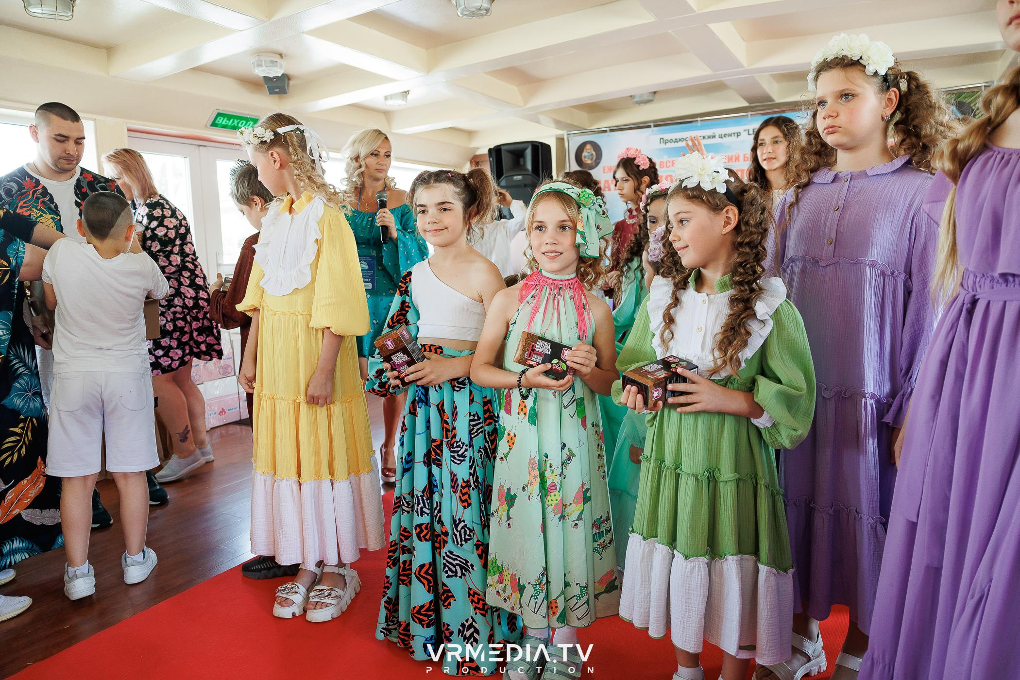 LEOMAR PRODUCTION: 8 БЛАГОТВОРИТЕЛЬНЫЙ КОНЦЕРТ «БАТЛ ГОЛОСОВ-ПЛЫВЕТ П