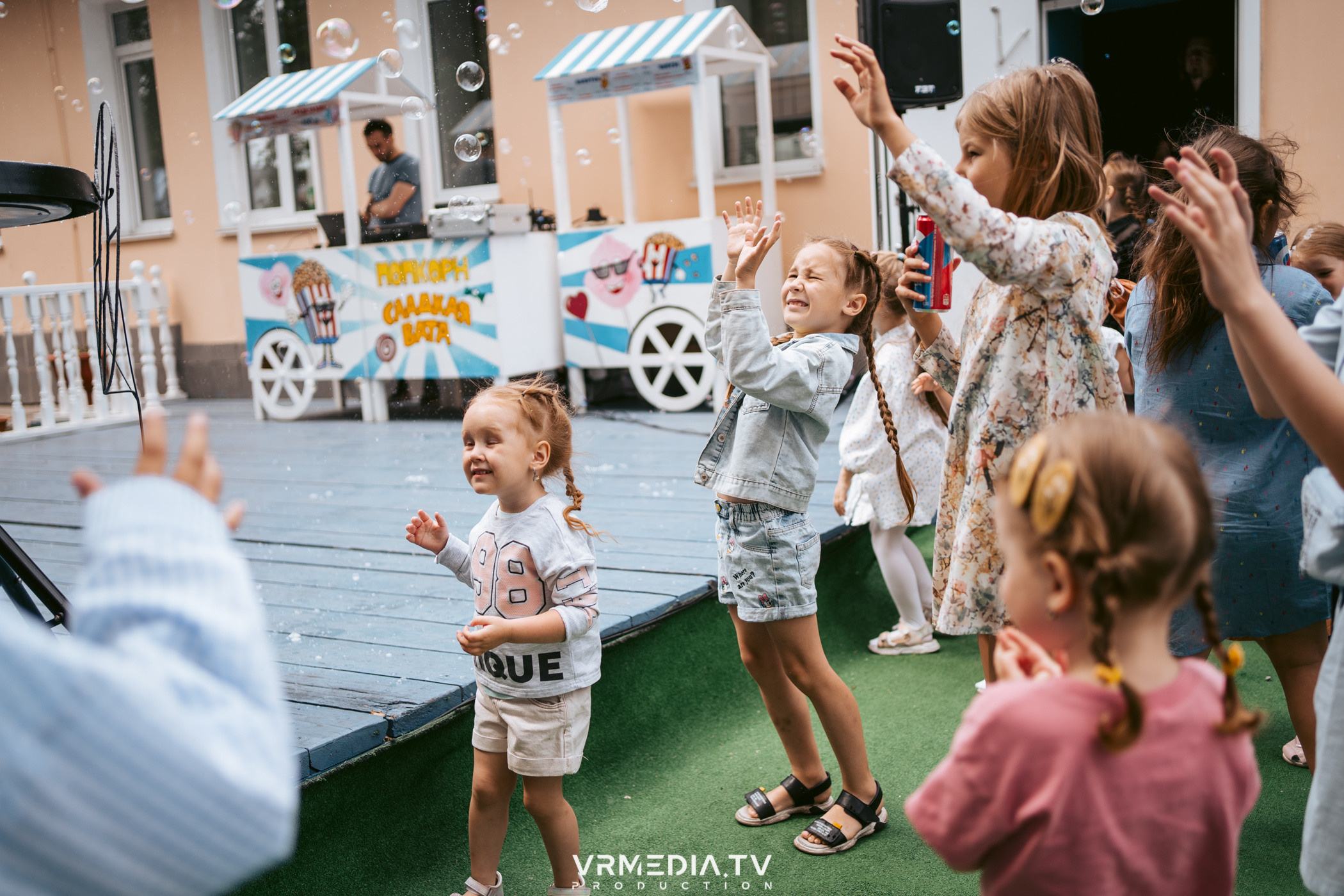 Спектакль «Монстры на каникулах» от студии чудес «Алиса»