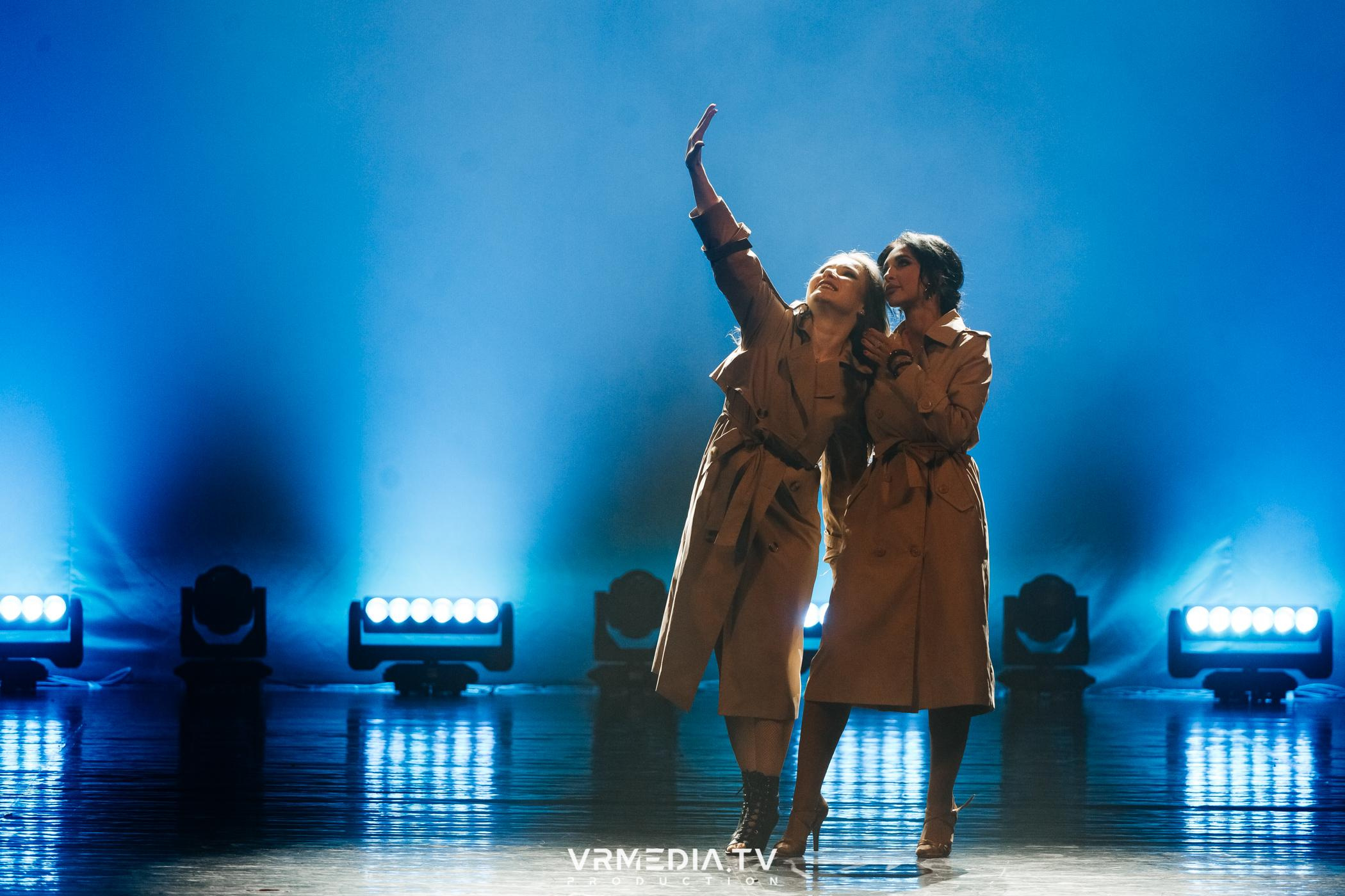 Пока все в доме