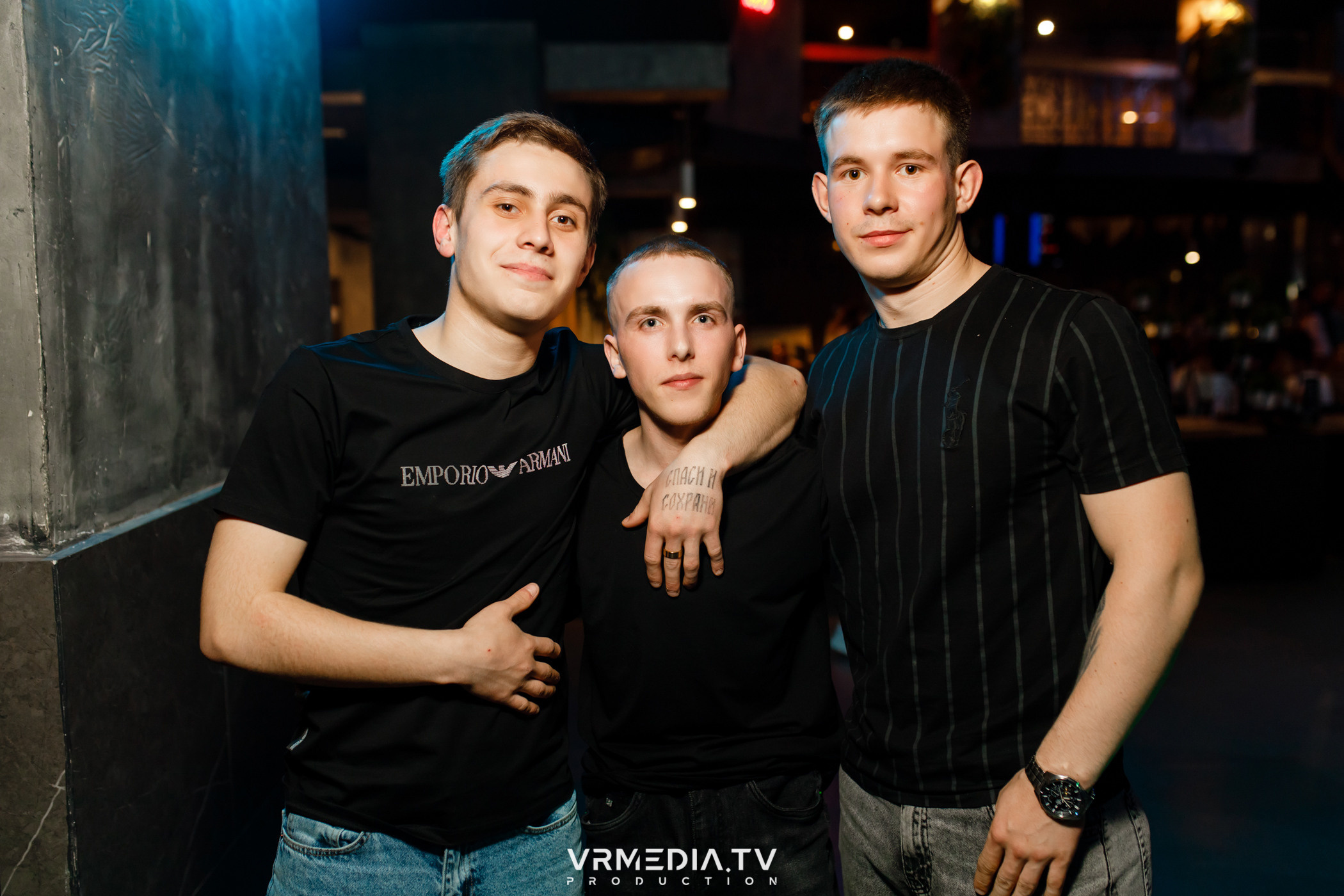 Выходные в баре «DOSKI»