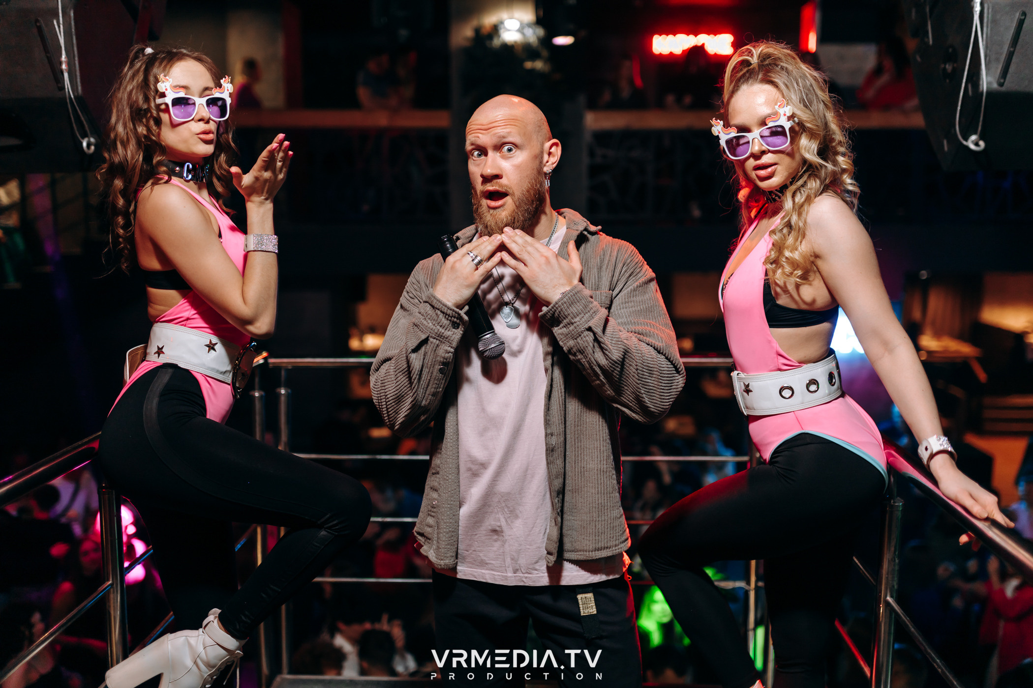 Выходные в баре «DOSKI»