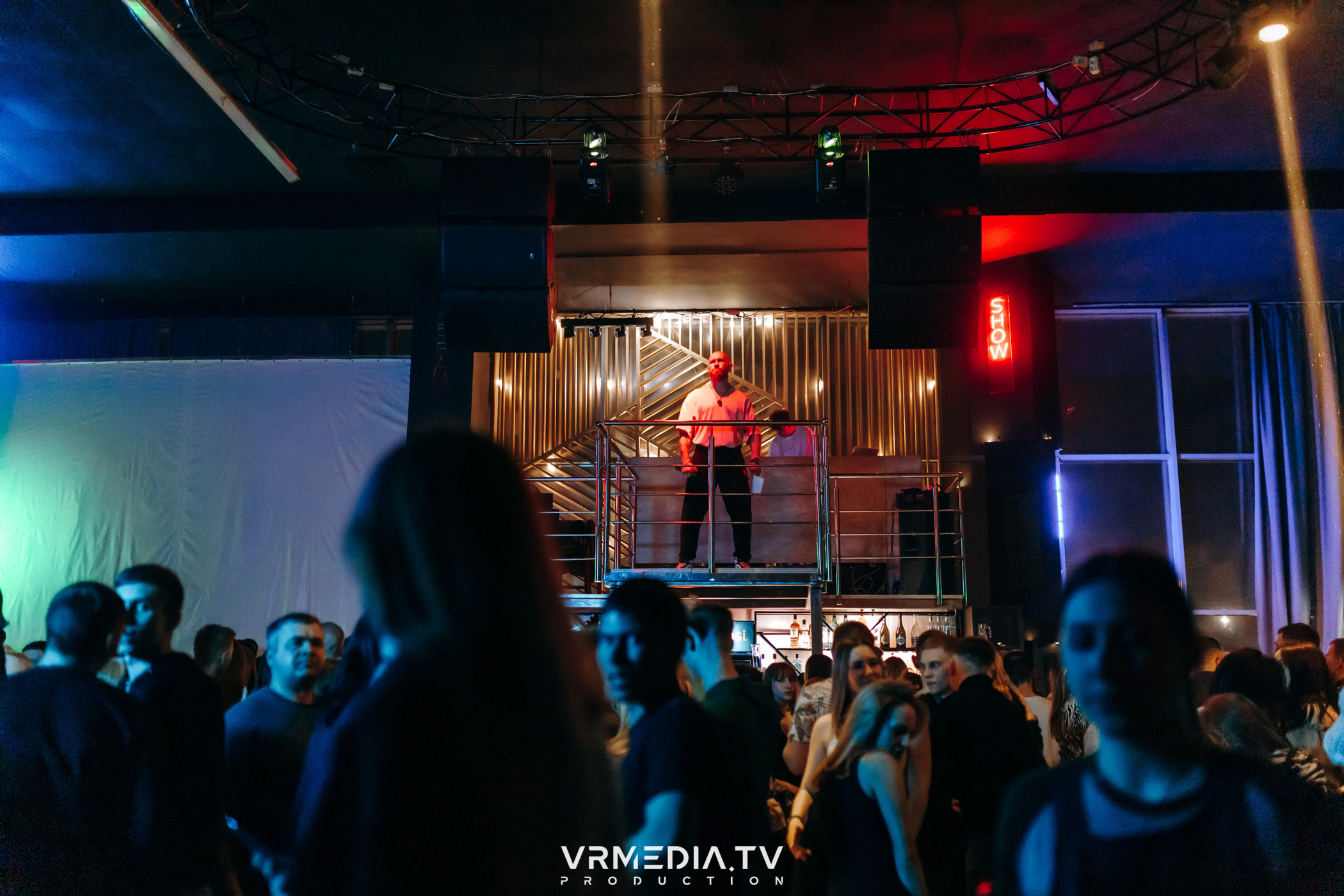 Выходные в баре «DOSKI»