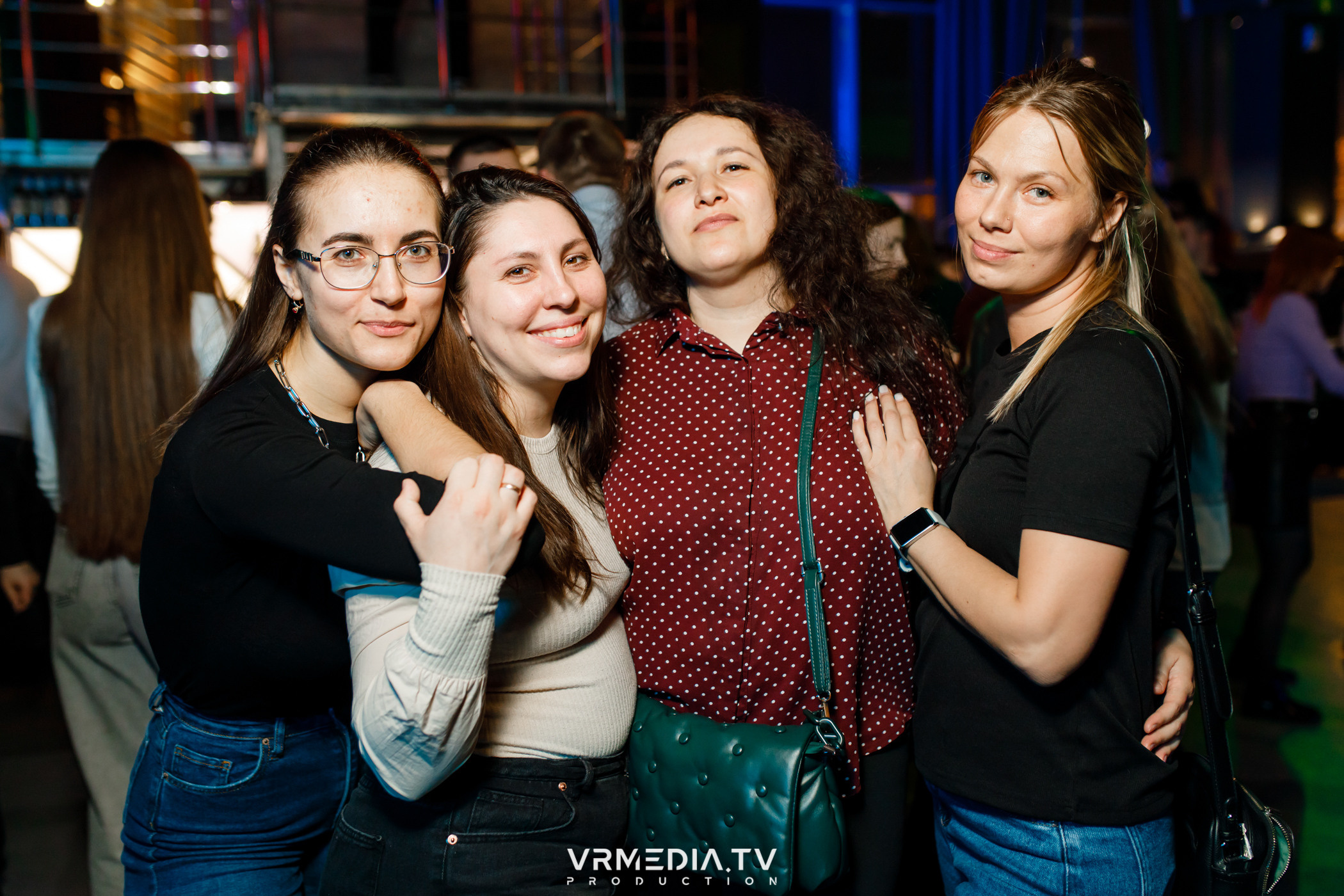 Выходные в баре «DOSKI»