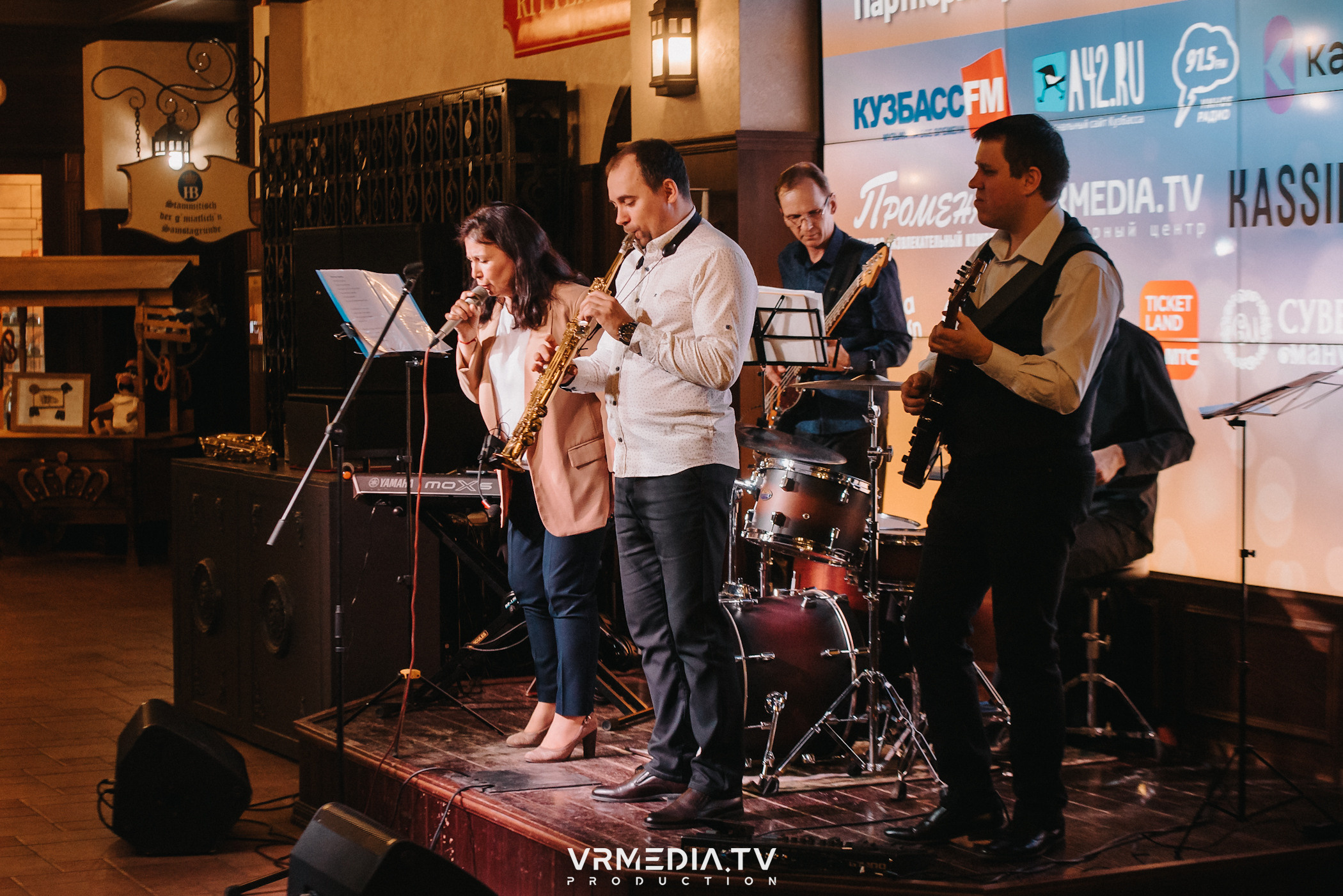 Джазовая среда: Лариса Вансию