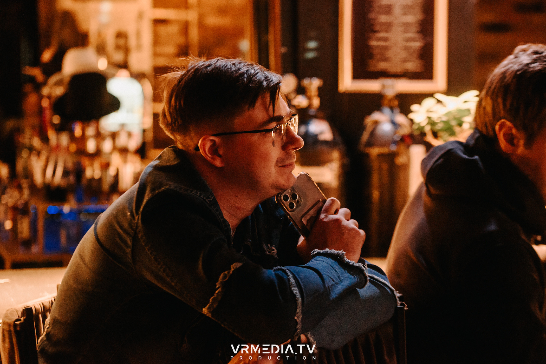 «ДАВАЙ ЧЕСТНО?» в баре-рюмочной «ТОЛК»