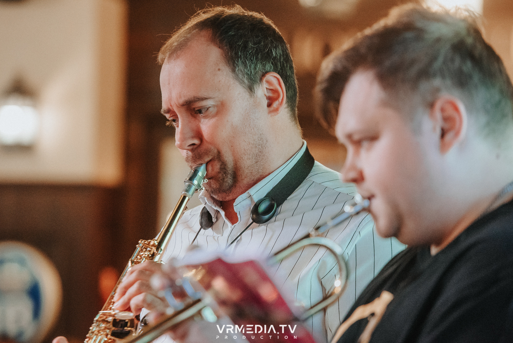 Джазовая среда: JAM SESSION