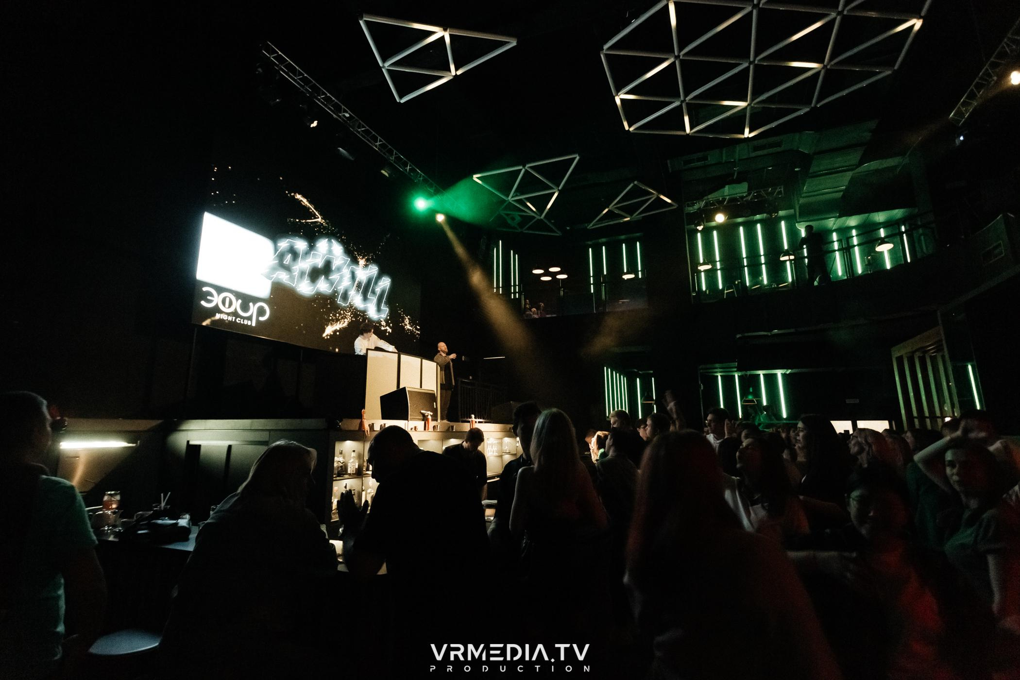 Выпускной школы диджеинга «Атмосфера»