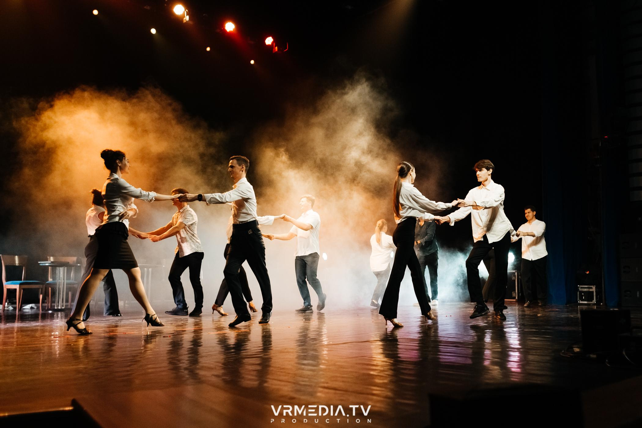 Пока все в доме