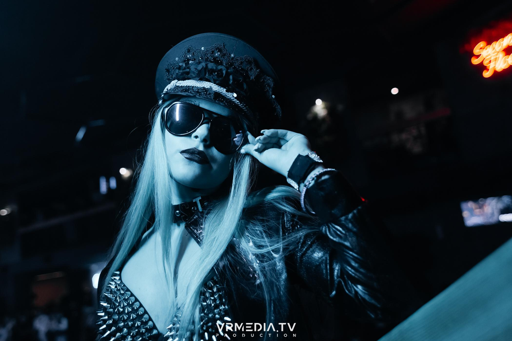 Выходные в баре «DOSKI»