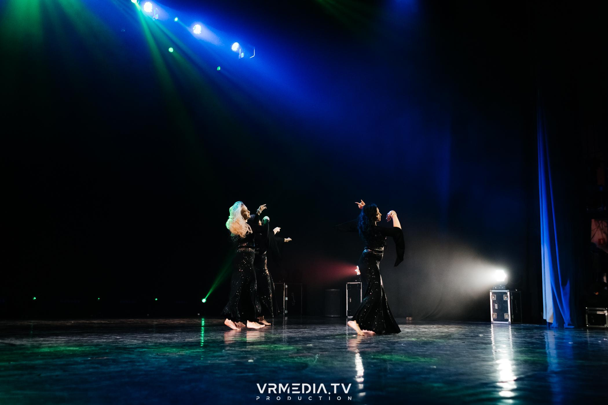 Пока все в доме