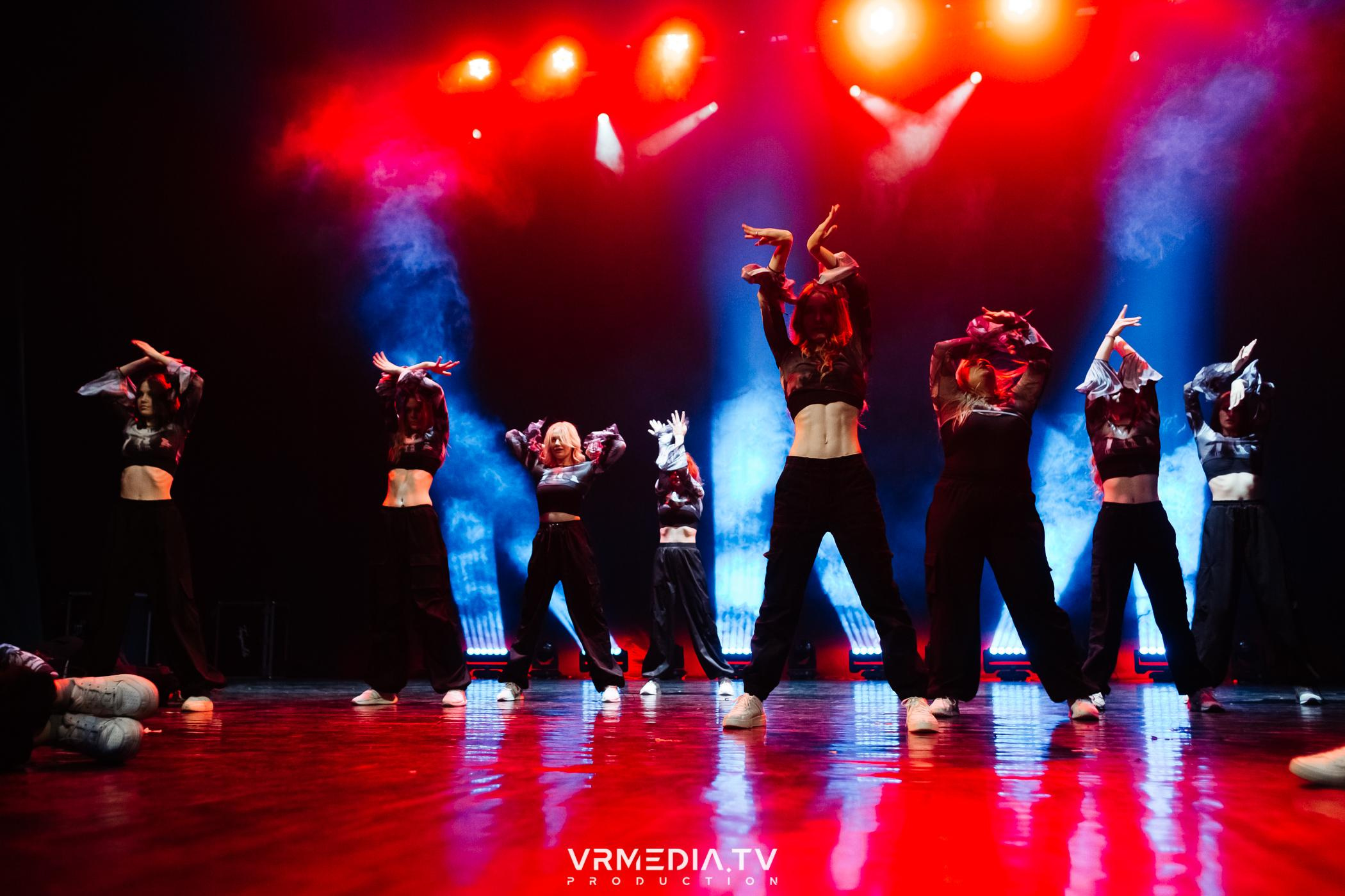 Пока все в доме