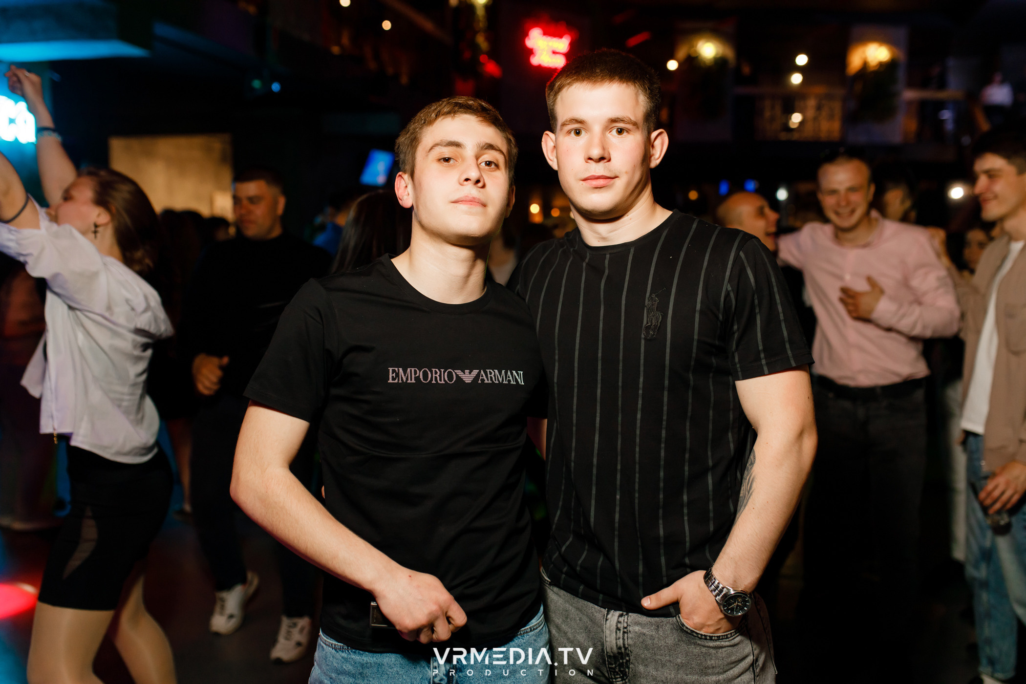 Выходные в баре «DOSKI»