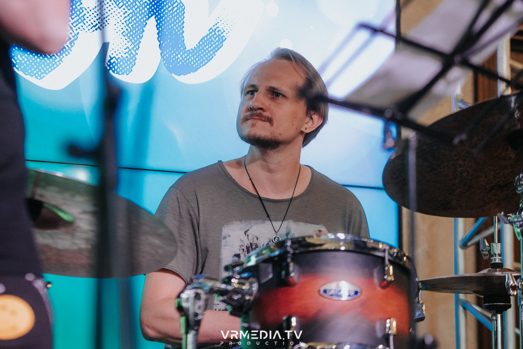 Джазовая среда: JAM SESSION