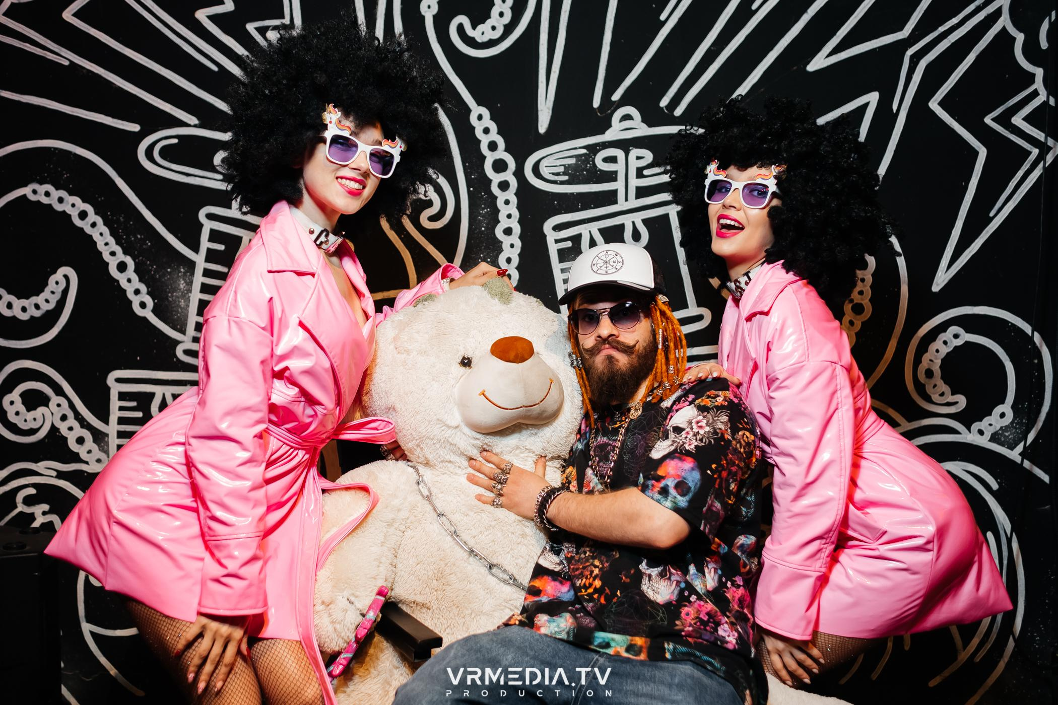 Открытие летнего сезона 2023 в культурном пространстве «Редакция»