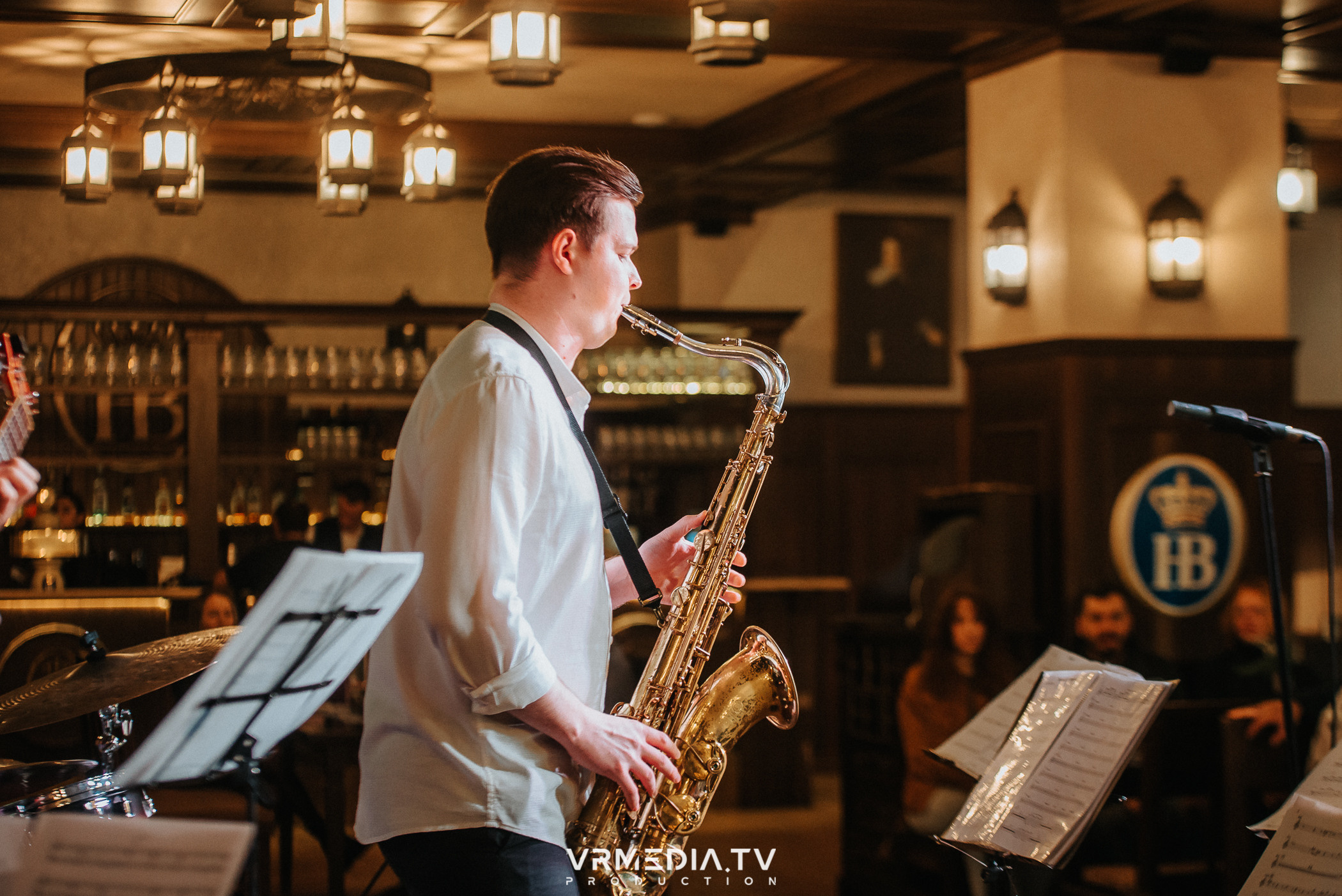 Джазовая среда: Алеф Октет