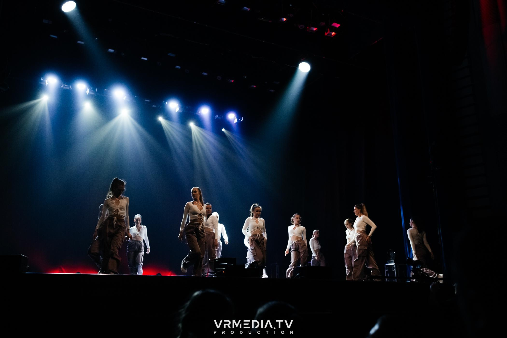 Пока все в доме