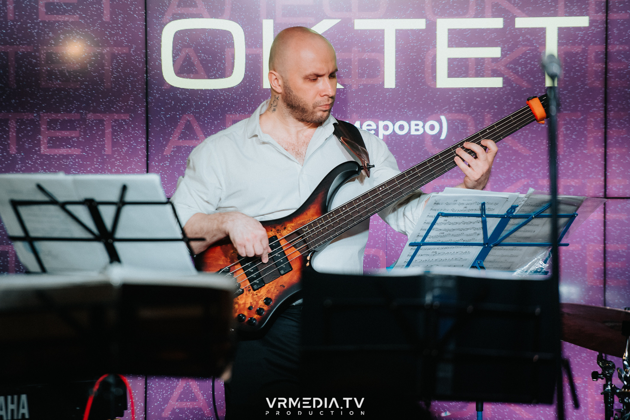 Джазовая среда: Алеф Октет