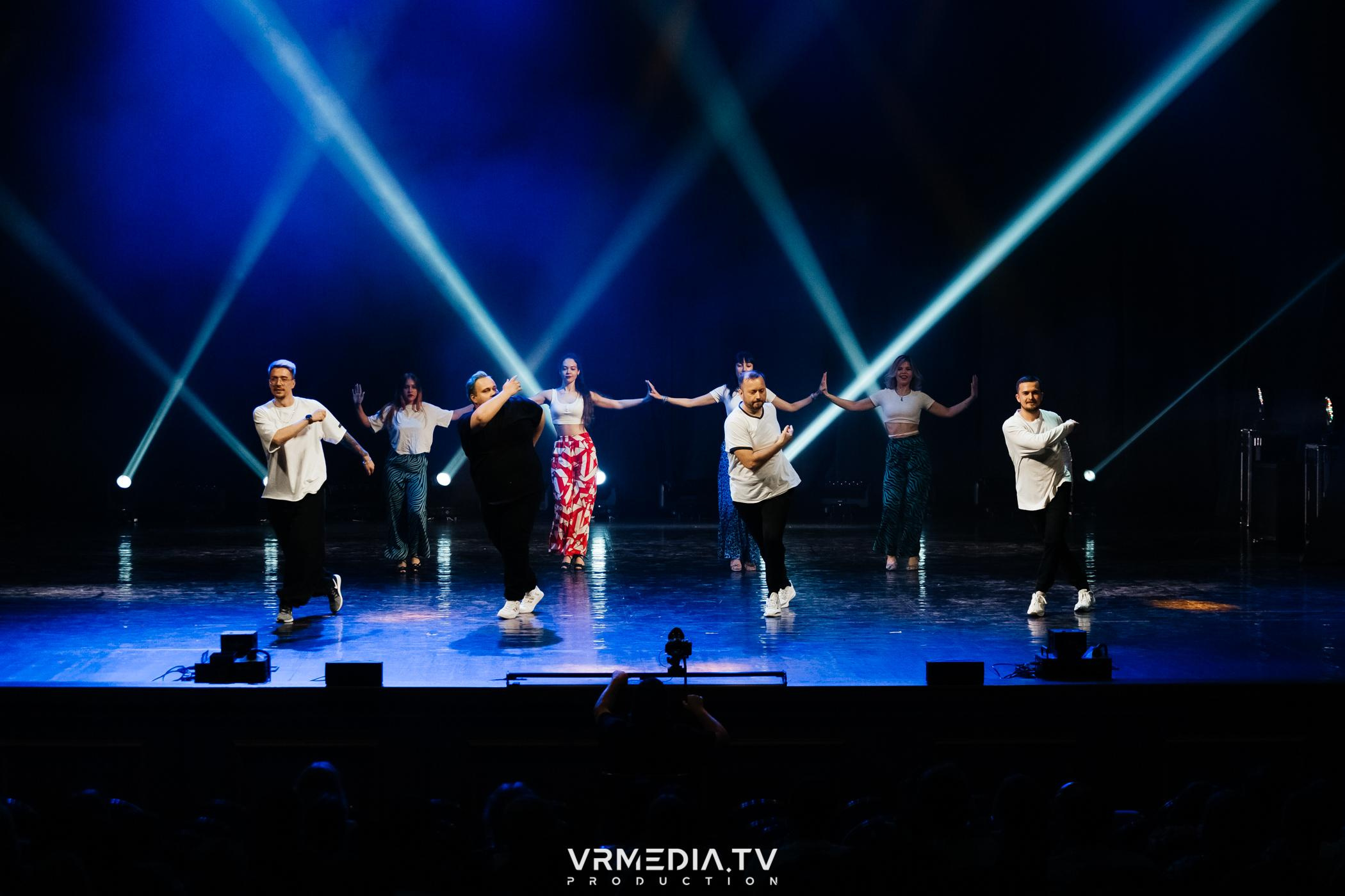 Пока все в доме