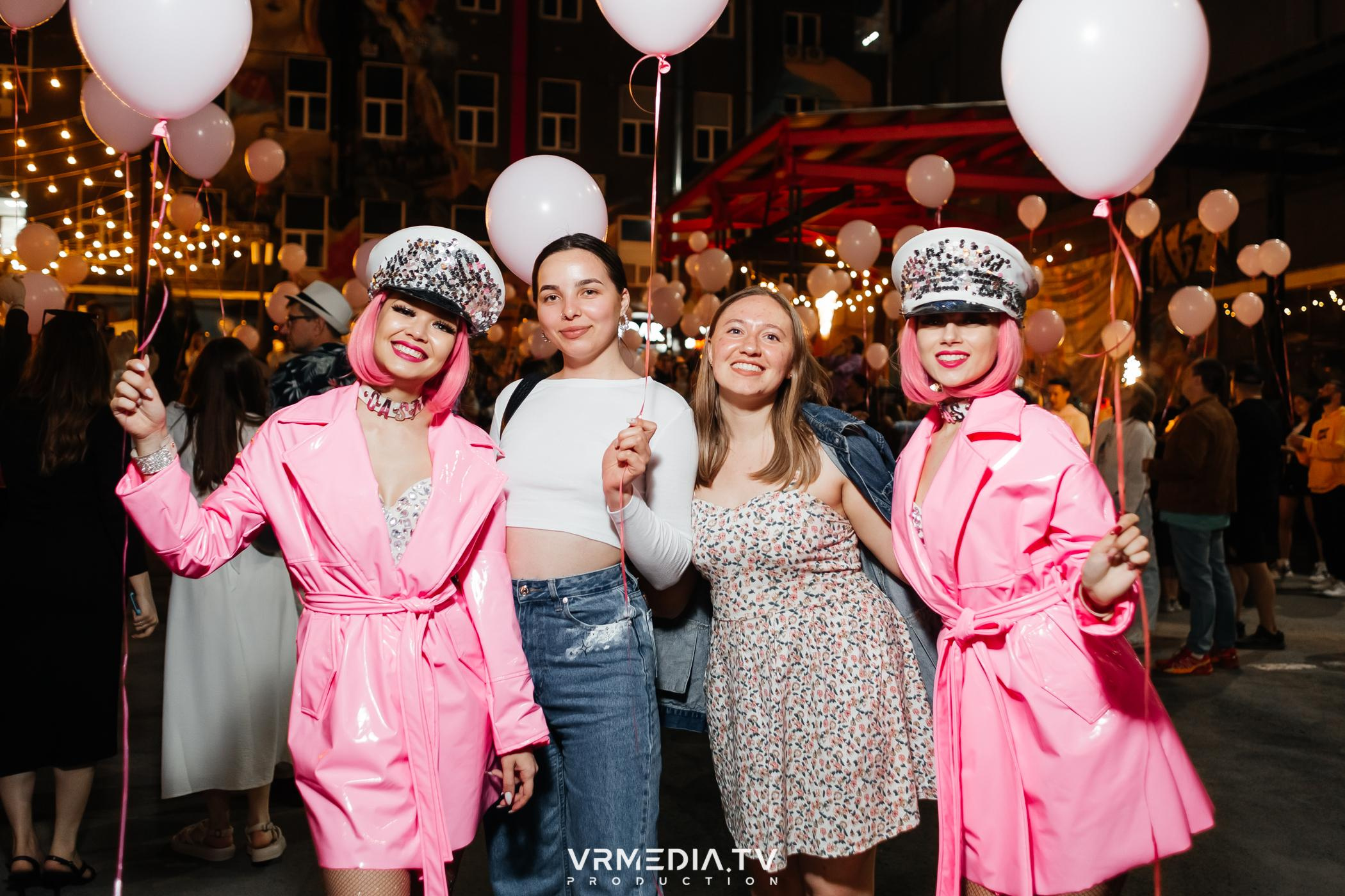 Открытие летнего сезона 2023 в культурном пространстве «Редакция»