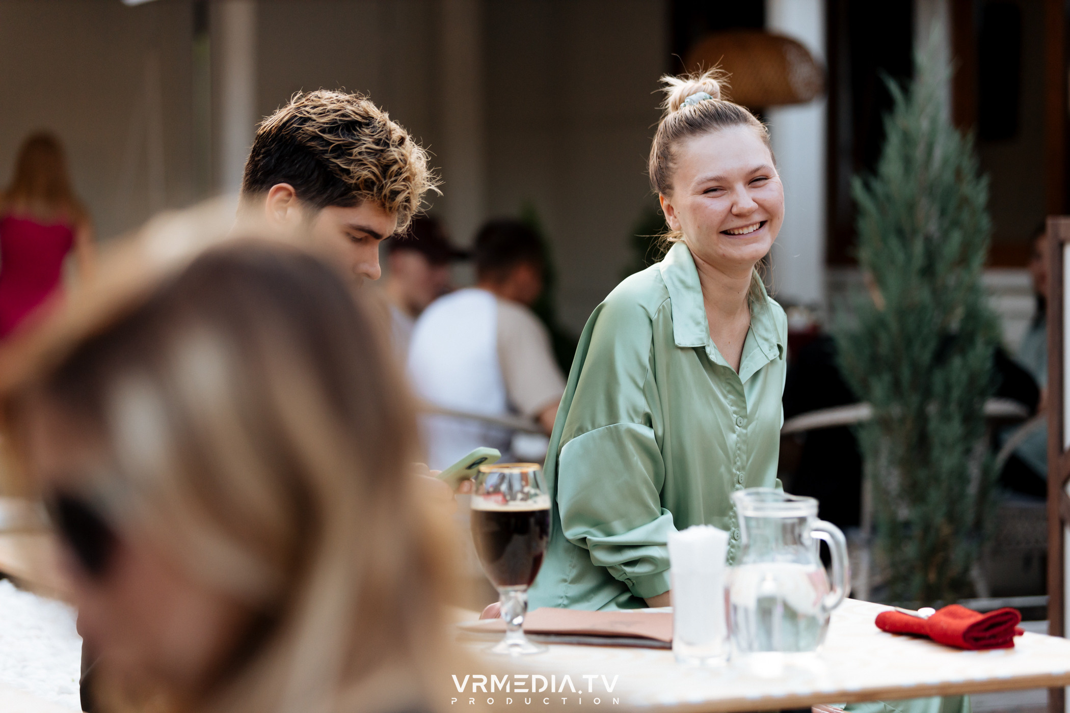 «Среда — маленькая пятница» в караоке-бар «OPERA»