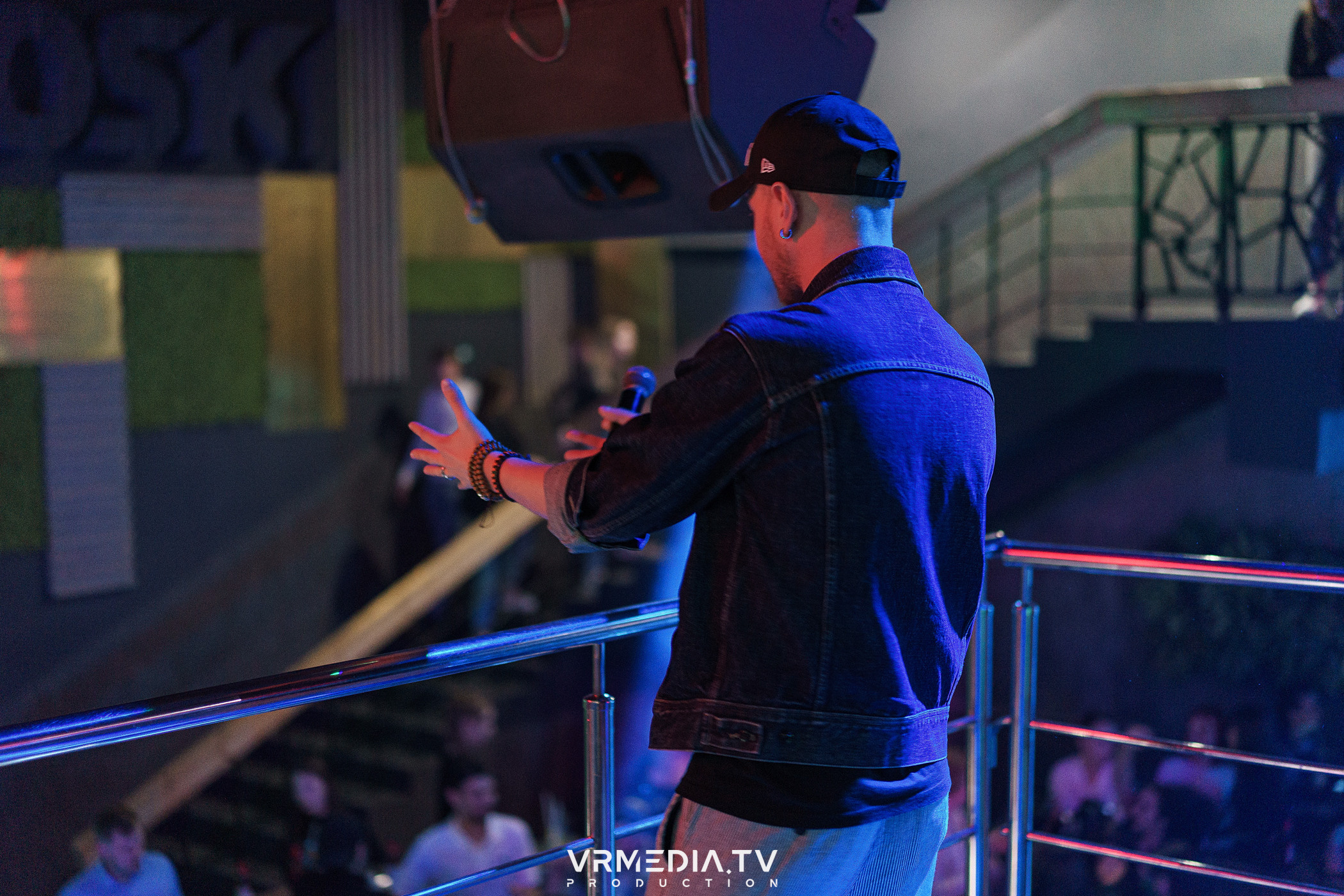 Выходные в баре «DOSKI»