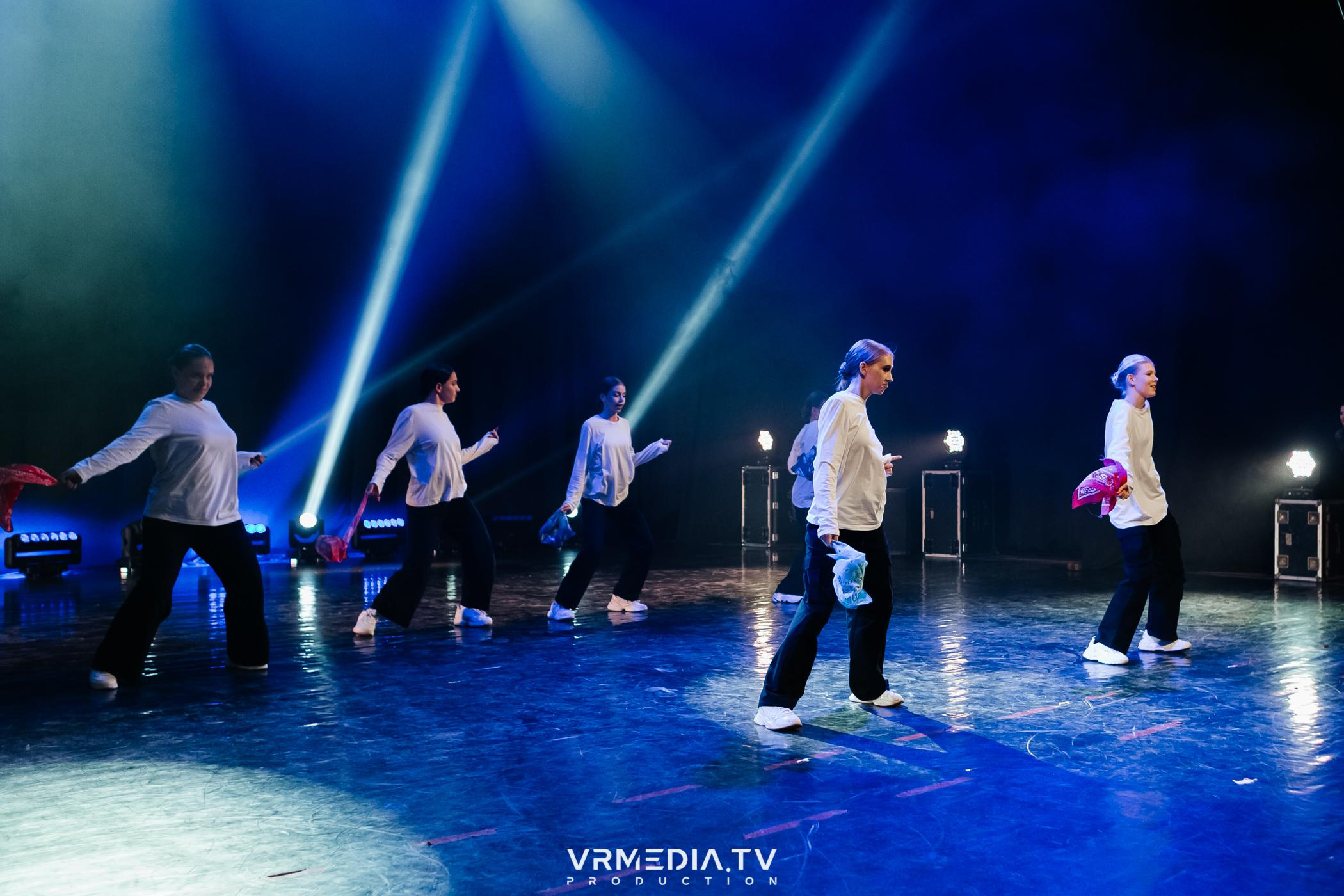 Пока все в доме