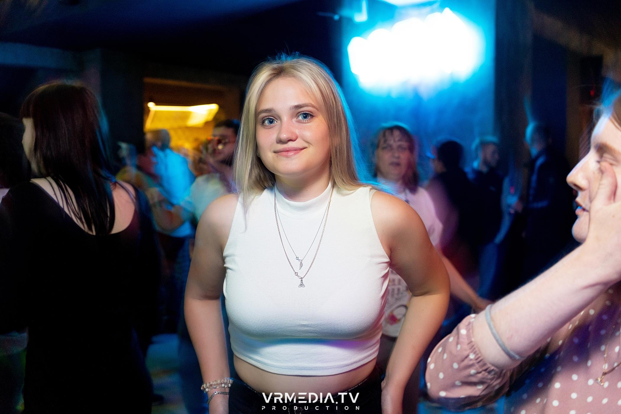 Выходные в баре «DOSKI»