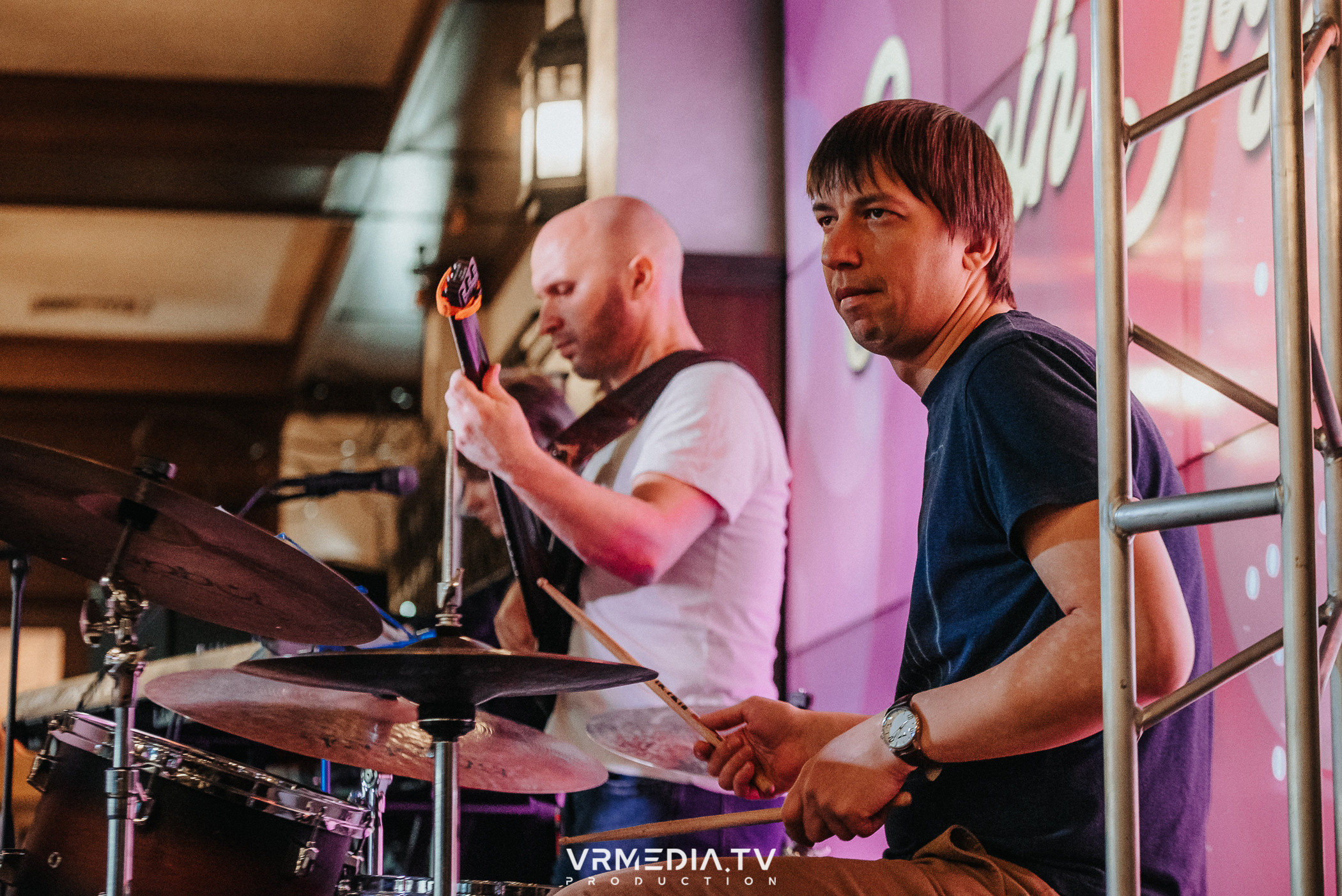 Джазовая среда: Smooth Jazz