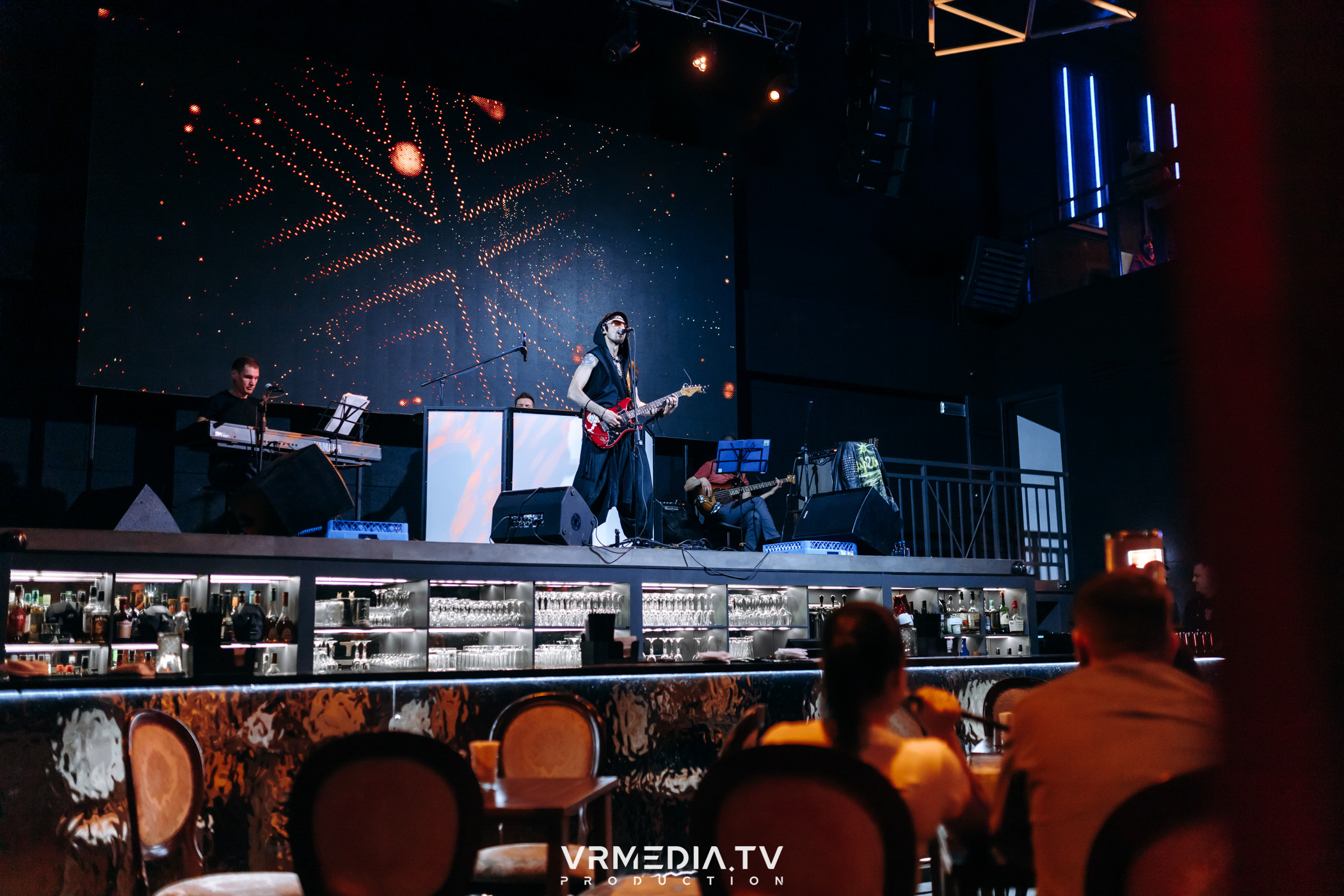 Джазовая среда: Игорь Тальков мл. и группа «МирИмиР»