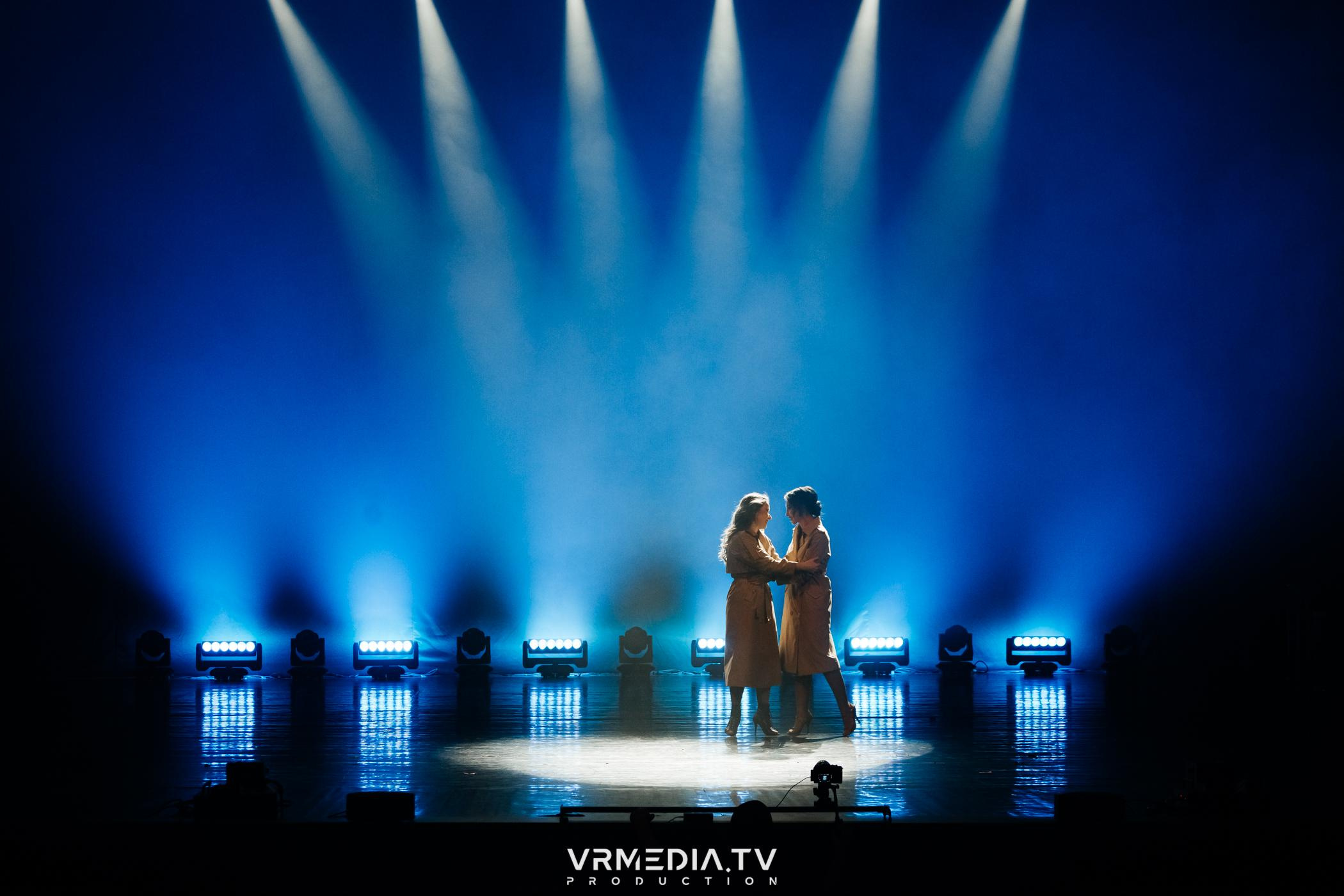 Пока все в доме