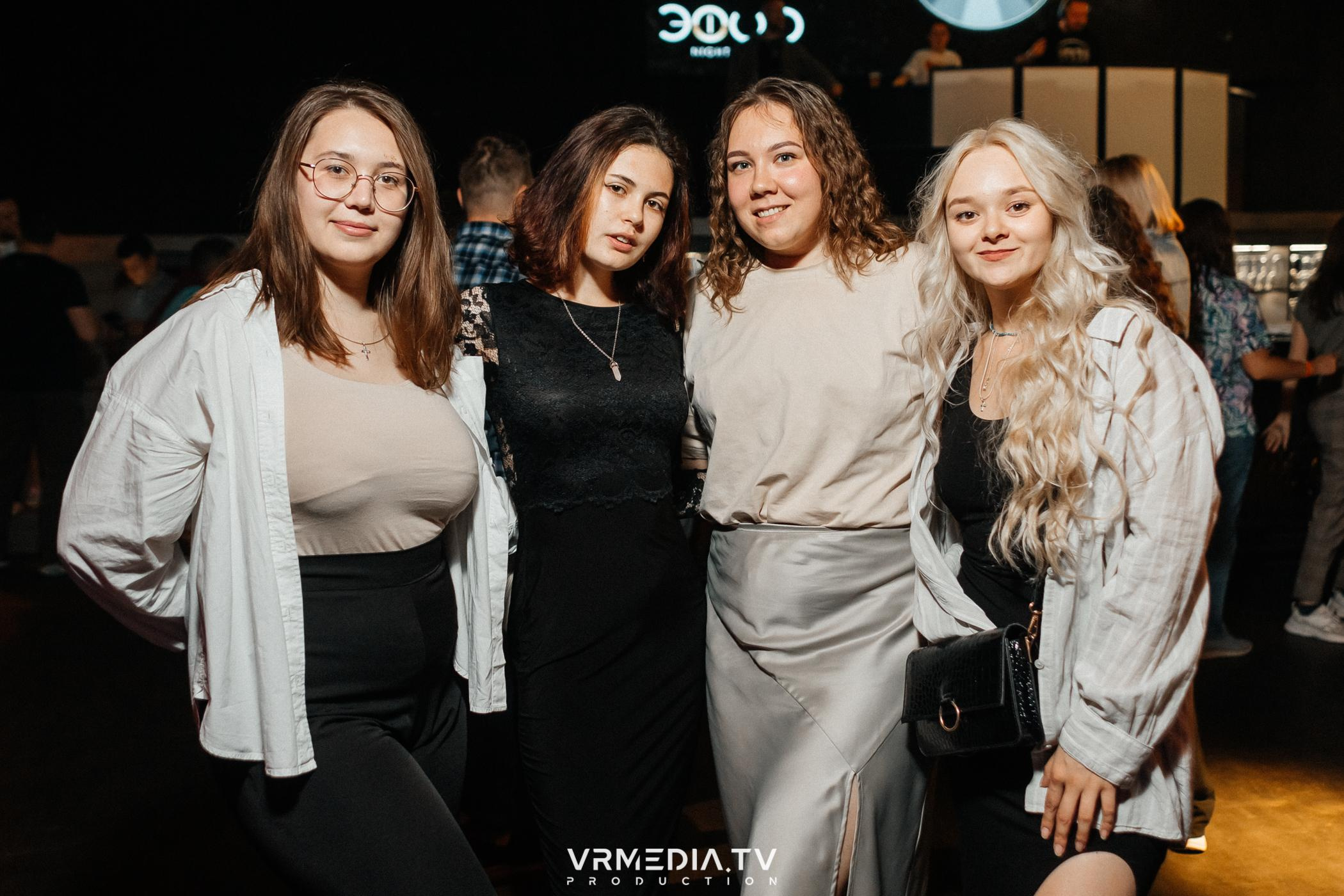 Выпускной школы диджеинга «Атмосфера»