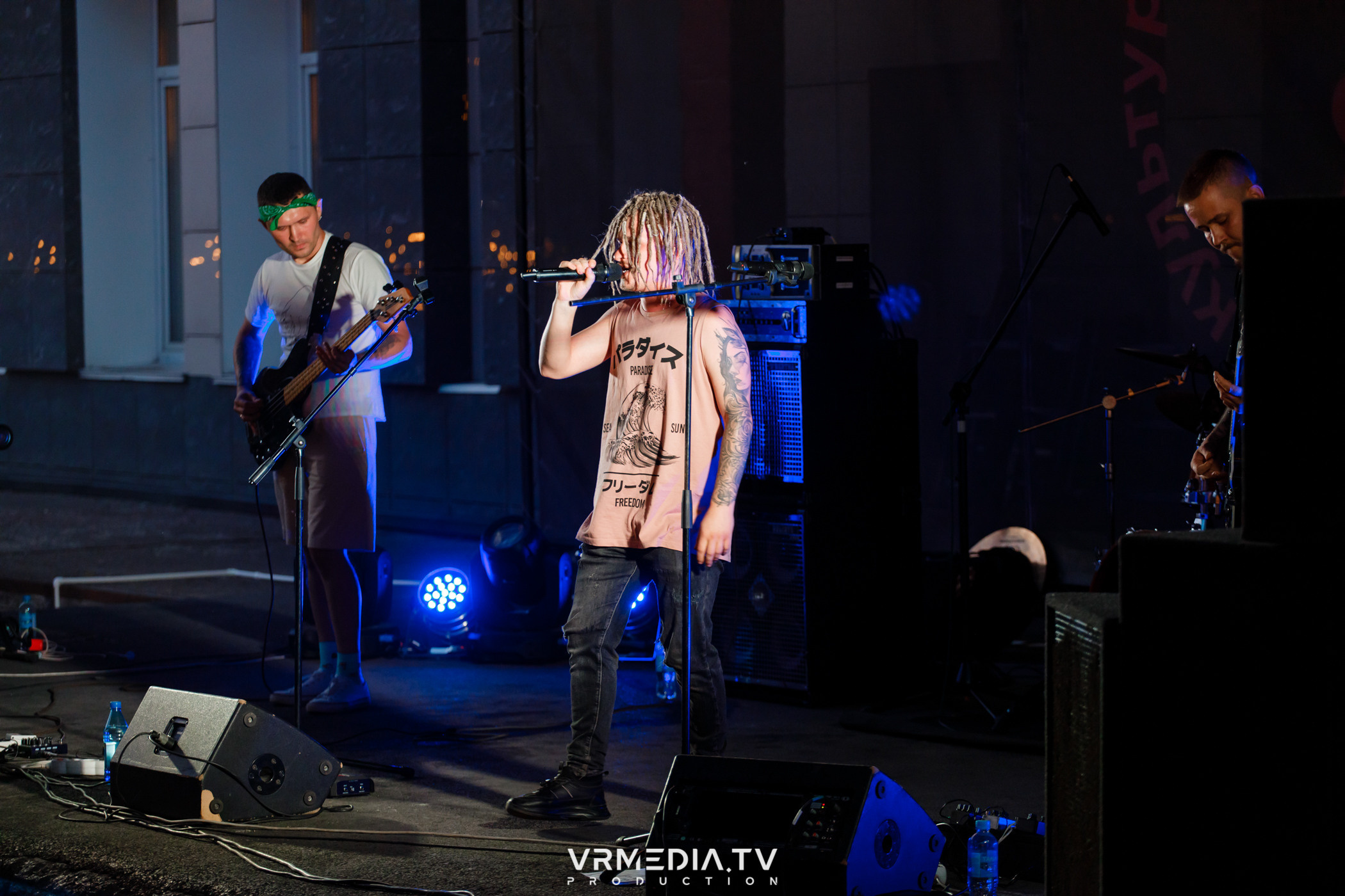 XVIII открытый городской рок-фестиваль «Над землёй» в культурном прост