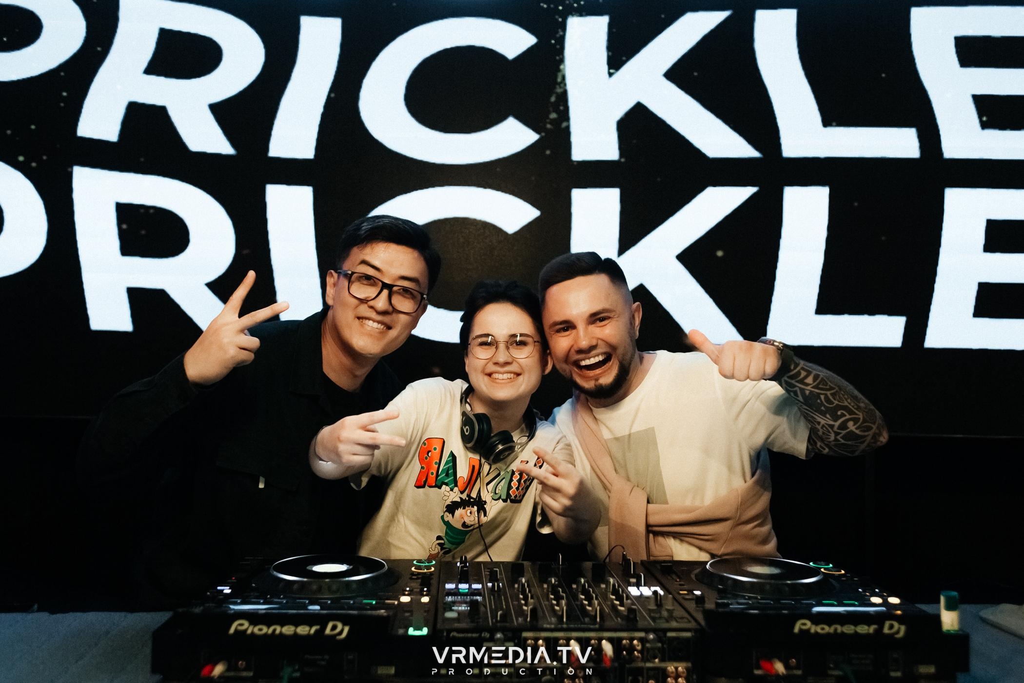 Выпускной школы диджеинга «Атмосфера»