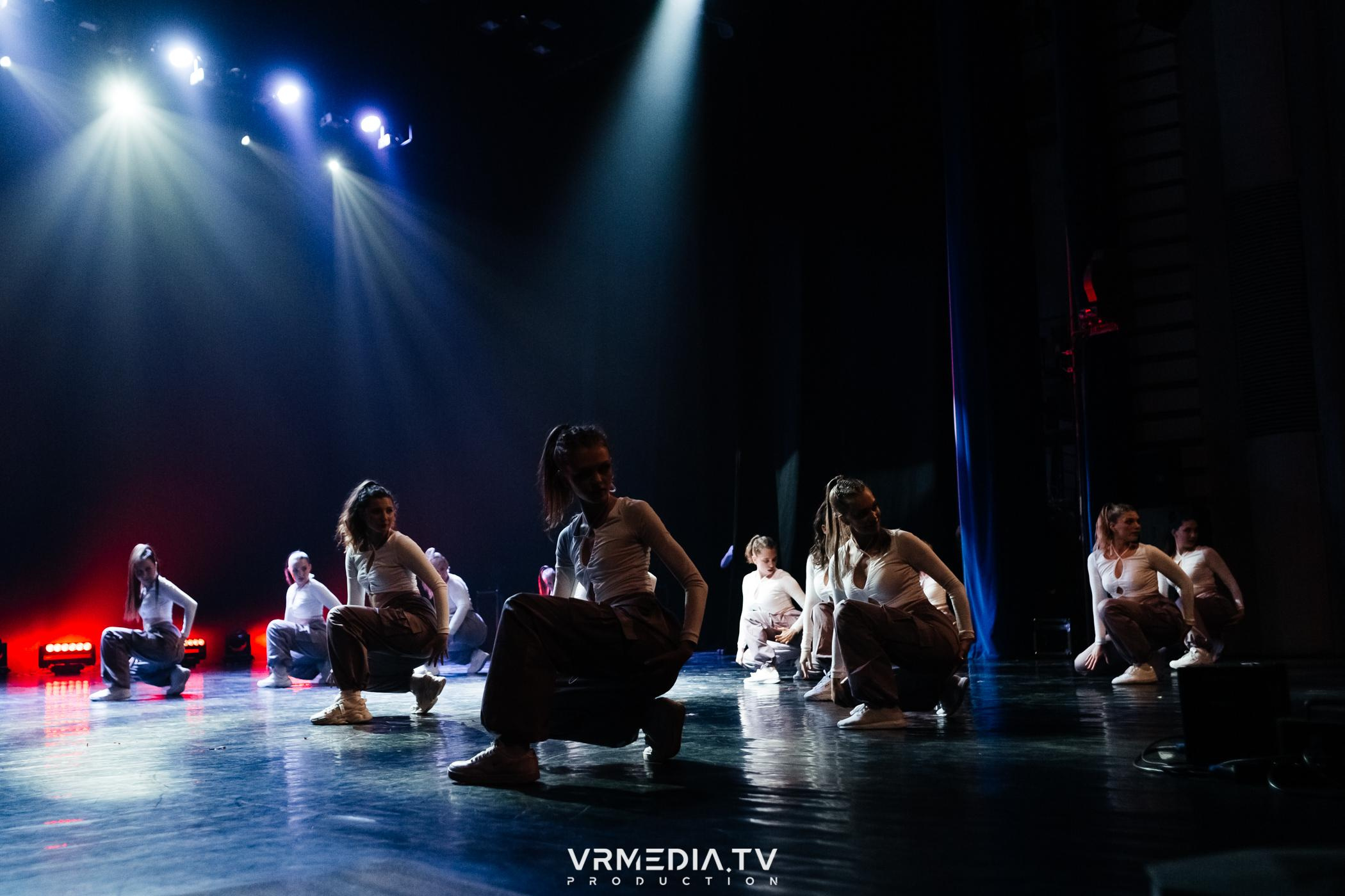 Пока все в доме