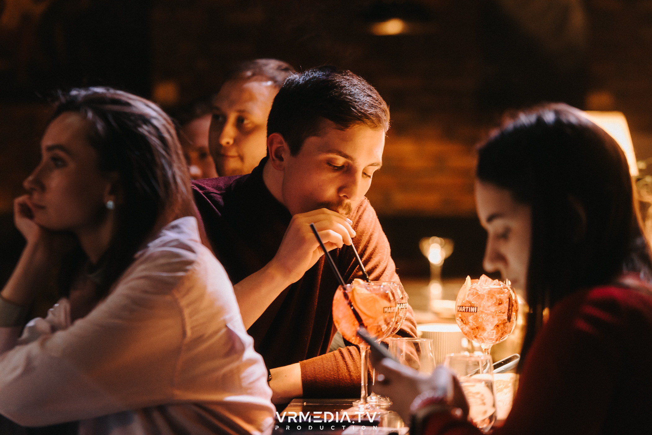 «ДАВАЙ ЧЕСТНО?» в баре-рюмочной «ТОЛК»