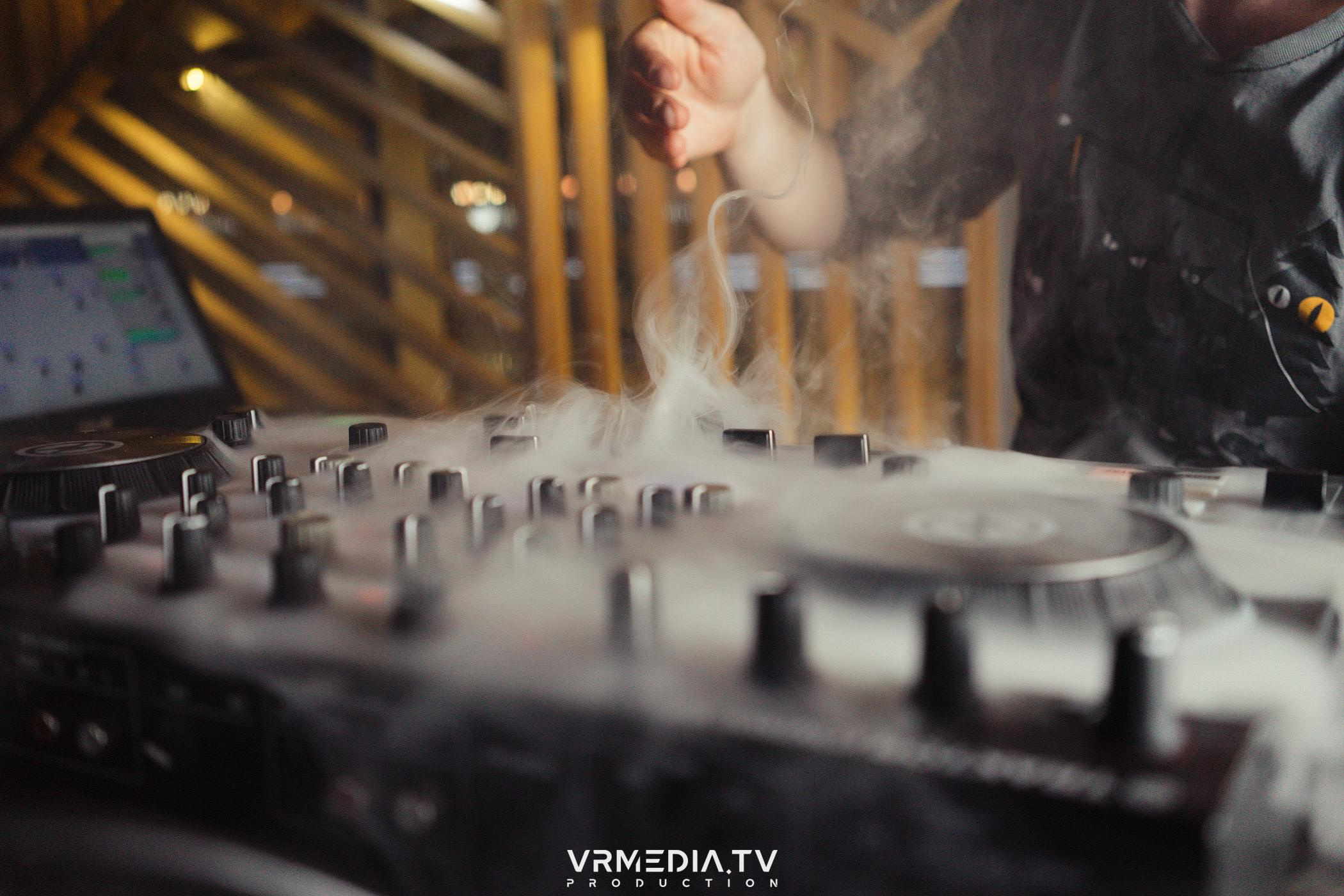 Выходные в баре «DOSKI»