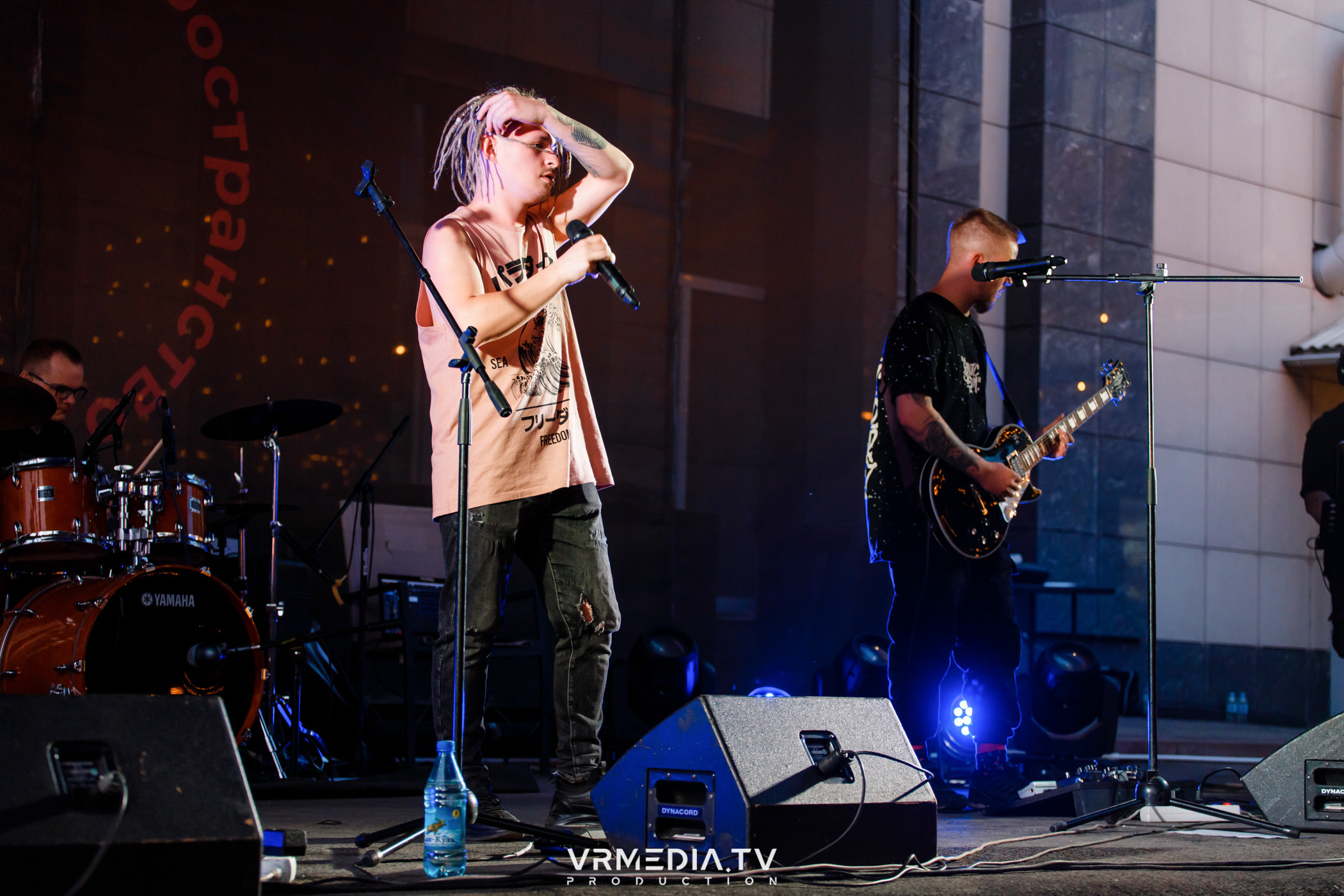 XVIII открытый городской рок-фестиваль «Над землёй» в культурном прост