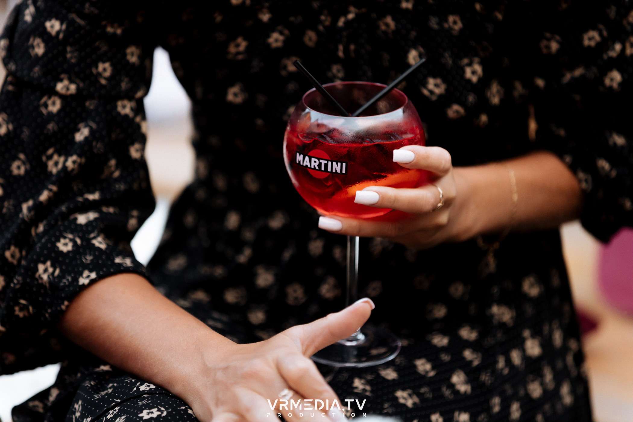 «Среда — маленькая пятница» в караоке-бар «OPERA»