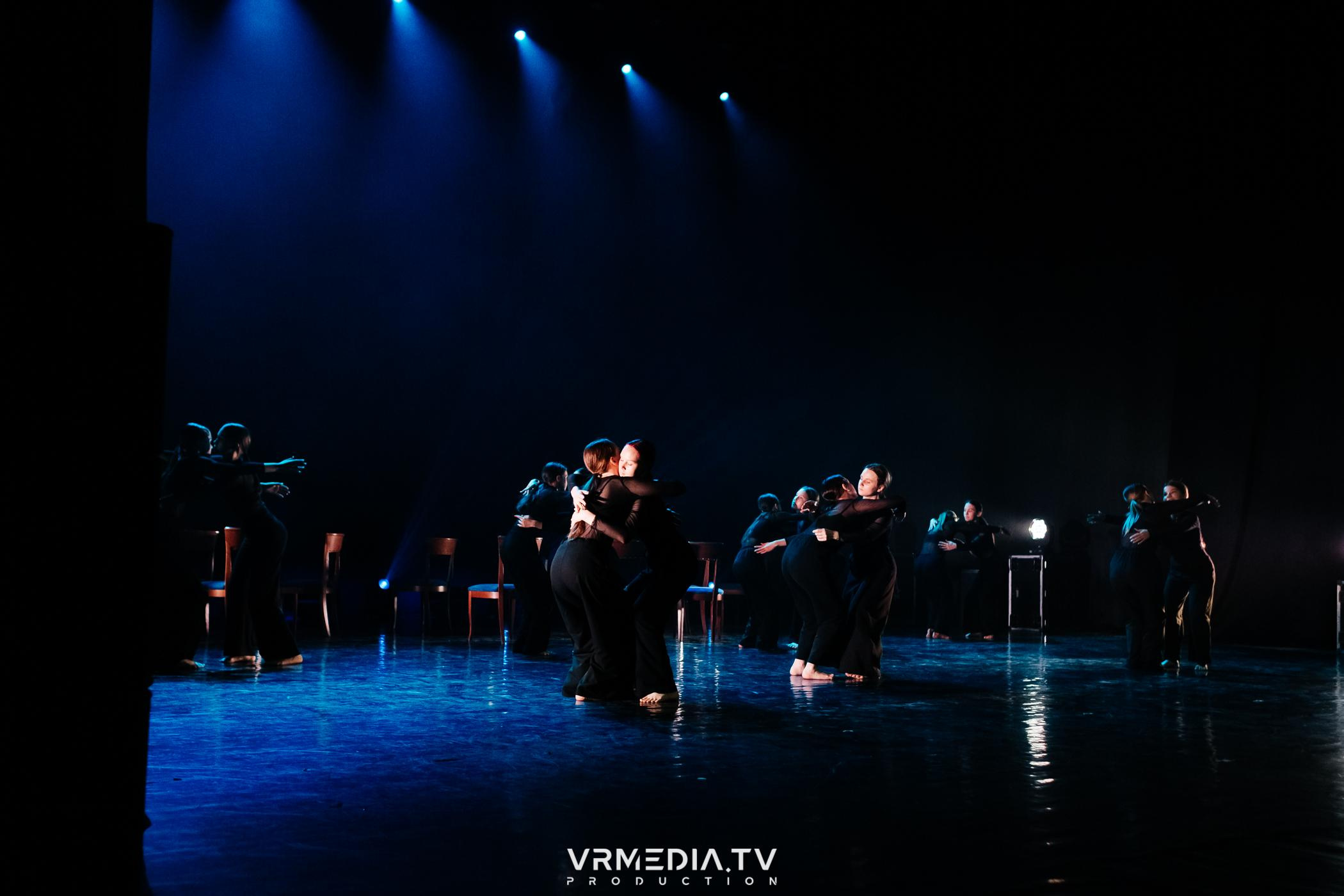 Пока все в доме