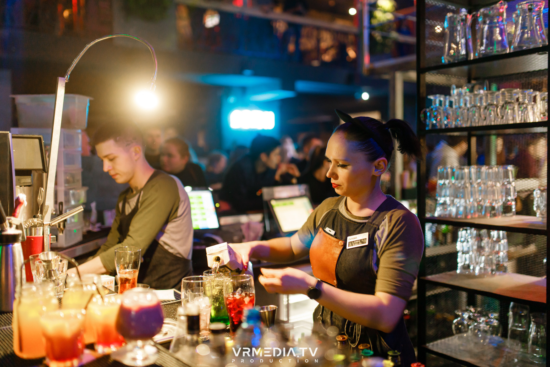 Выходные в баре «DOSKI»