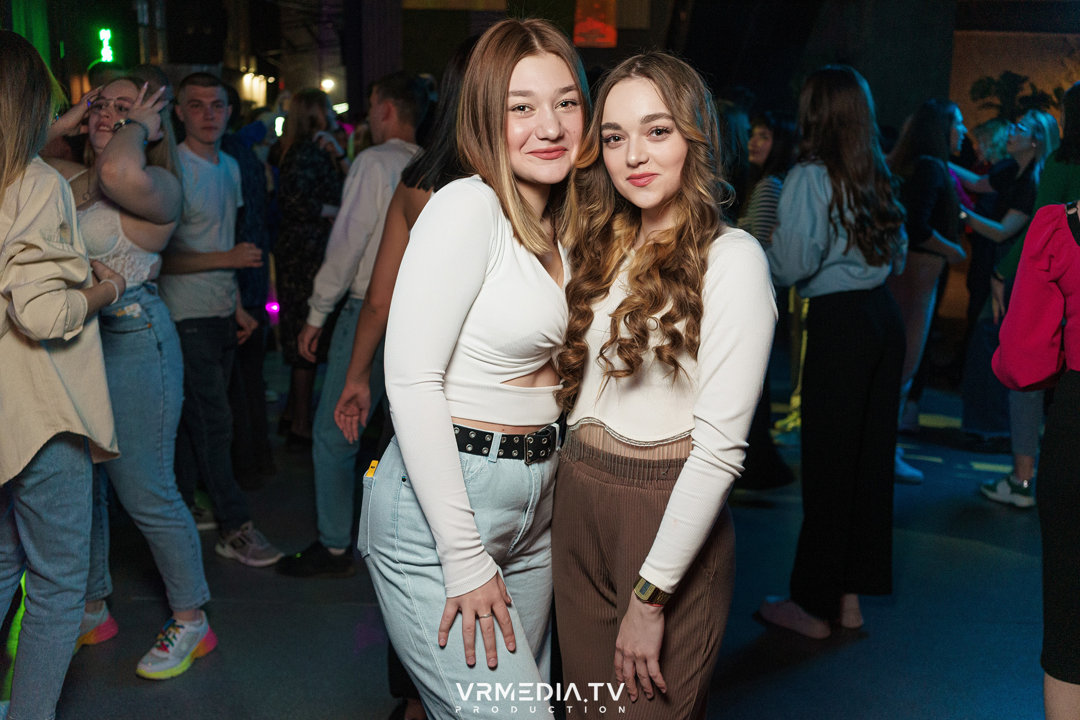 Выходные в баре «DOSKI»