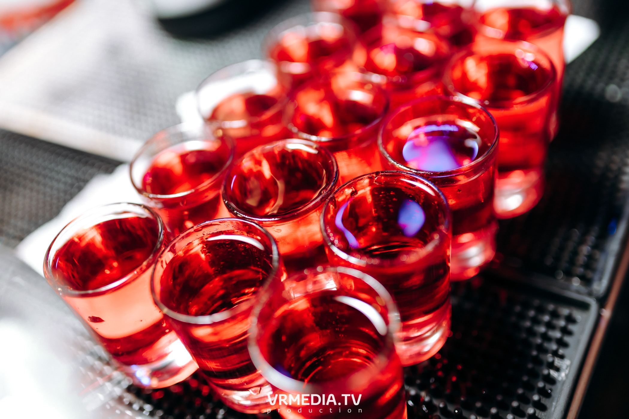 Выходные в баре «DOSKI»