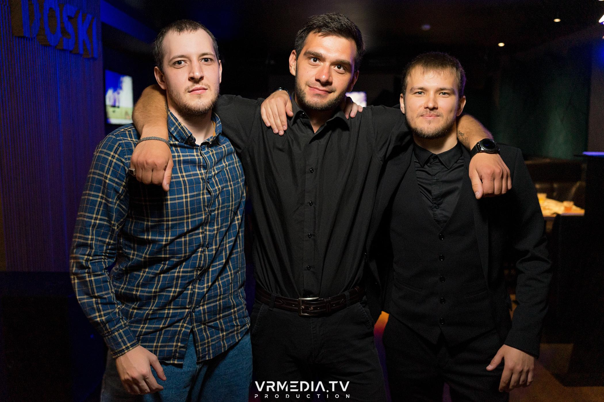 Выходные в баре «DOSKI»