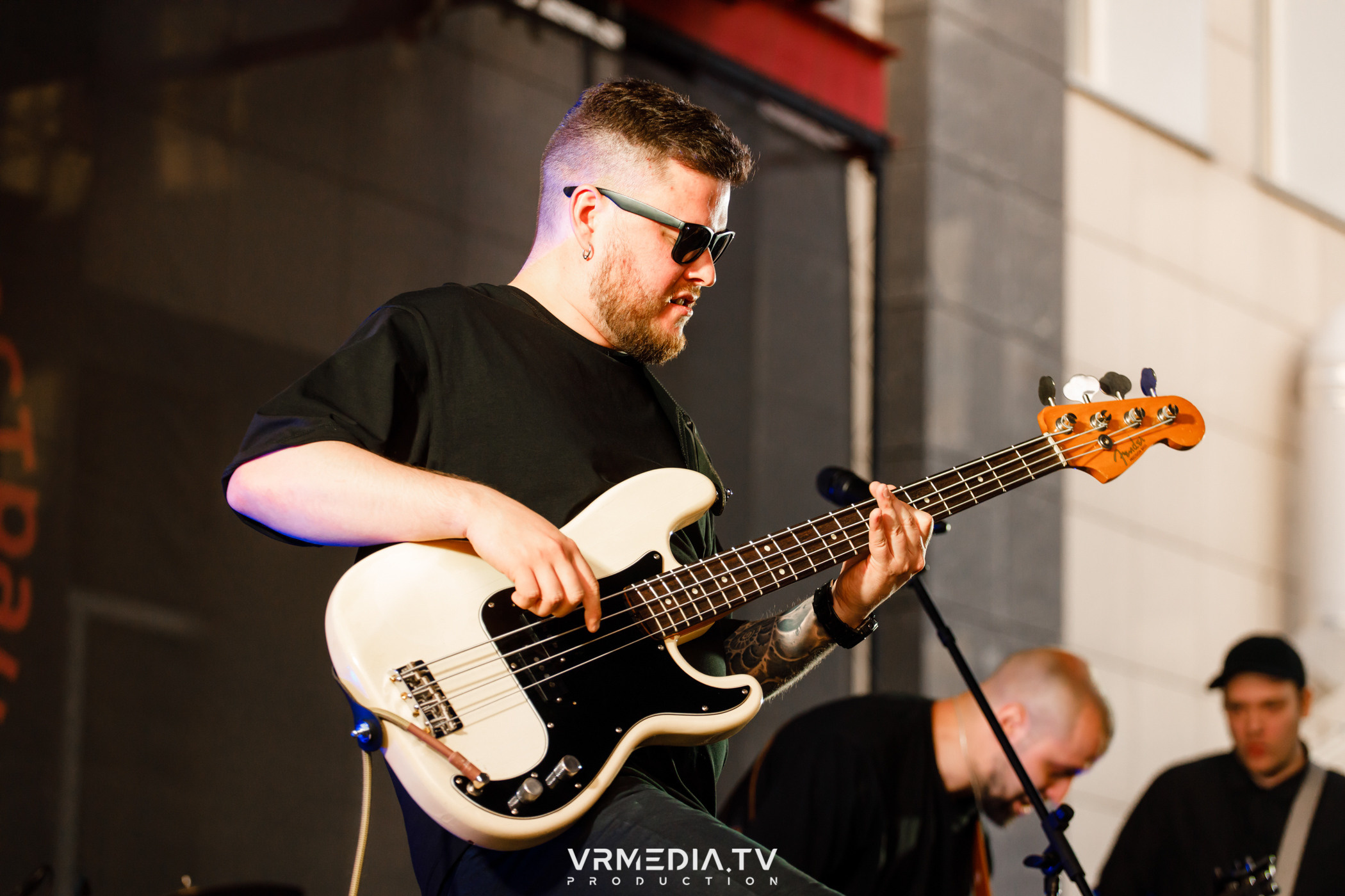 XVIII открытый городской рок-фестиваль «Над землёй» в культурном прост